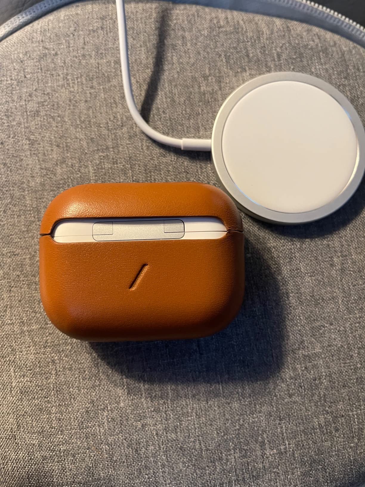 Apple AirPods Pro 1a generazione auricolari MagSafe rumore
