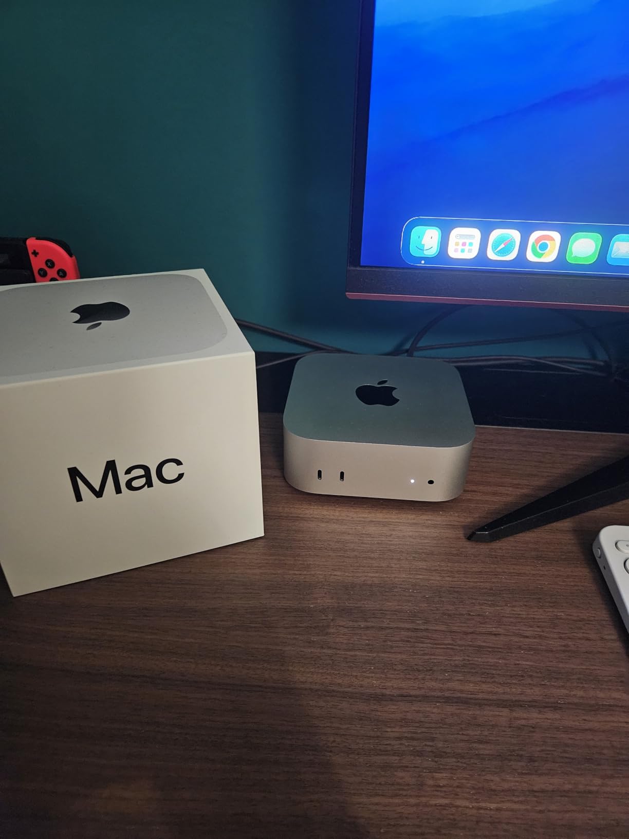 Apple Mac mini M4 computer desktop 16GB 512GB