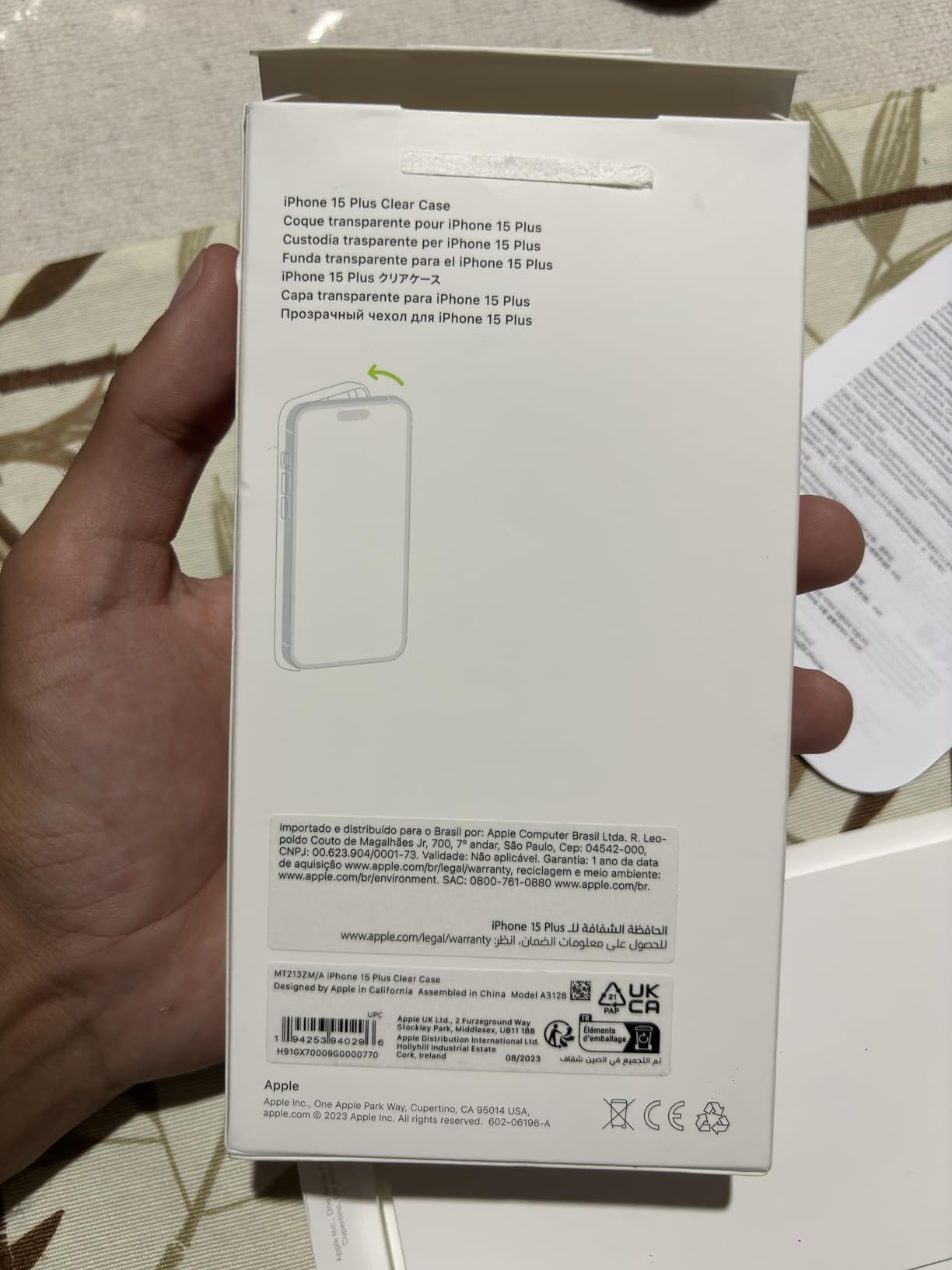 Apple custodia MagSafe trasparente iPhone 15 Plus anti ingiallimento