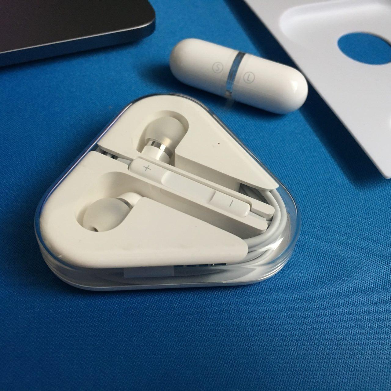 Apple EarPods ME186 auricolari in-ear con telecomando e microfono