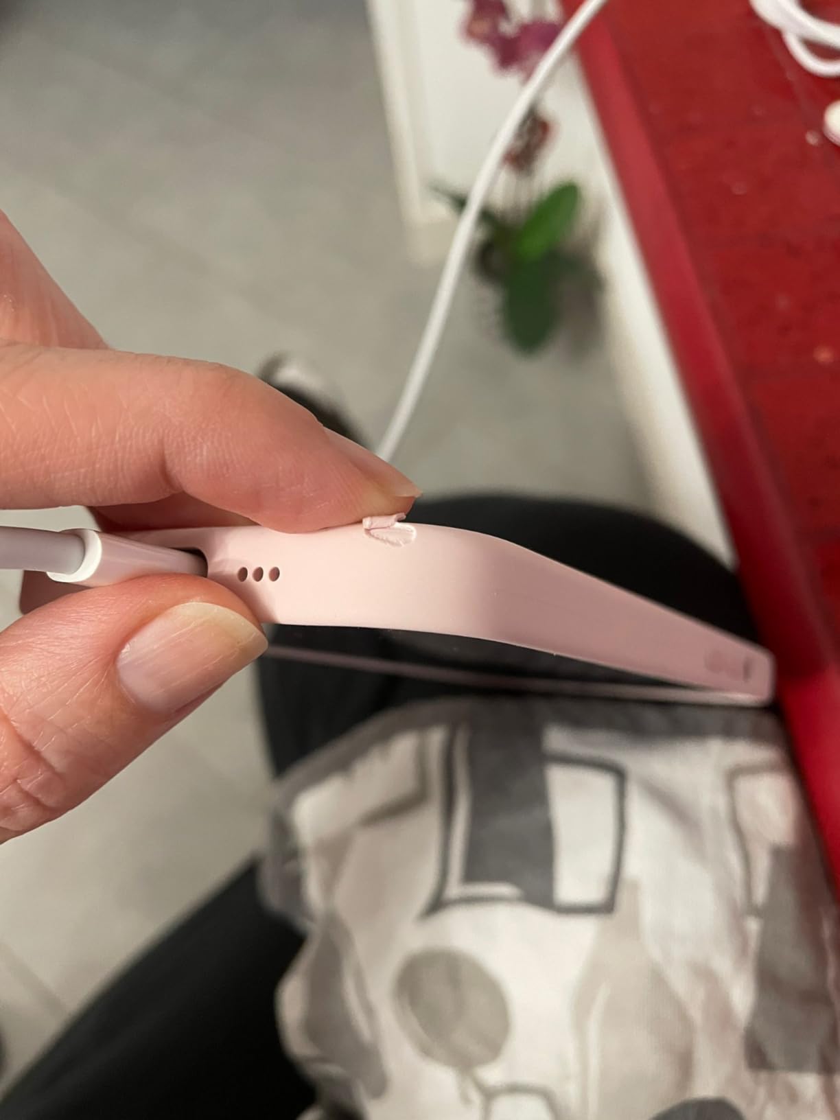 Apple iPhone 14 Pro custodia silicone giallo canarino MagSafe