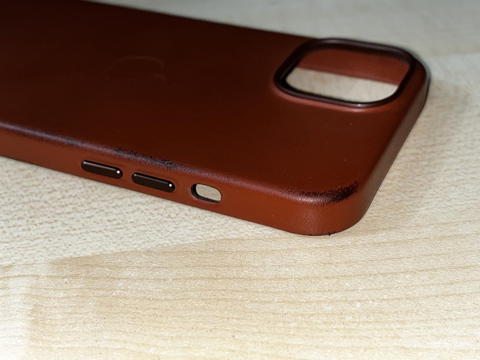 Apple Custodia MagSafe in Pelle iPhone 14 Arancione
