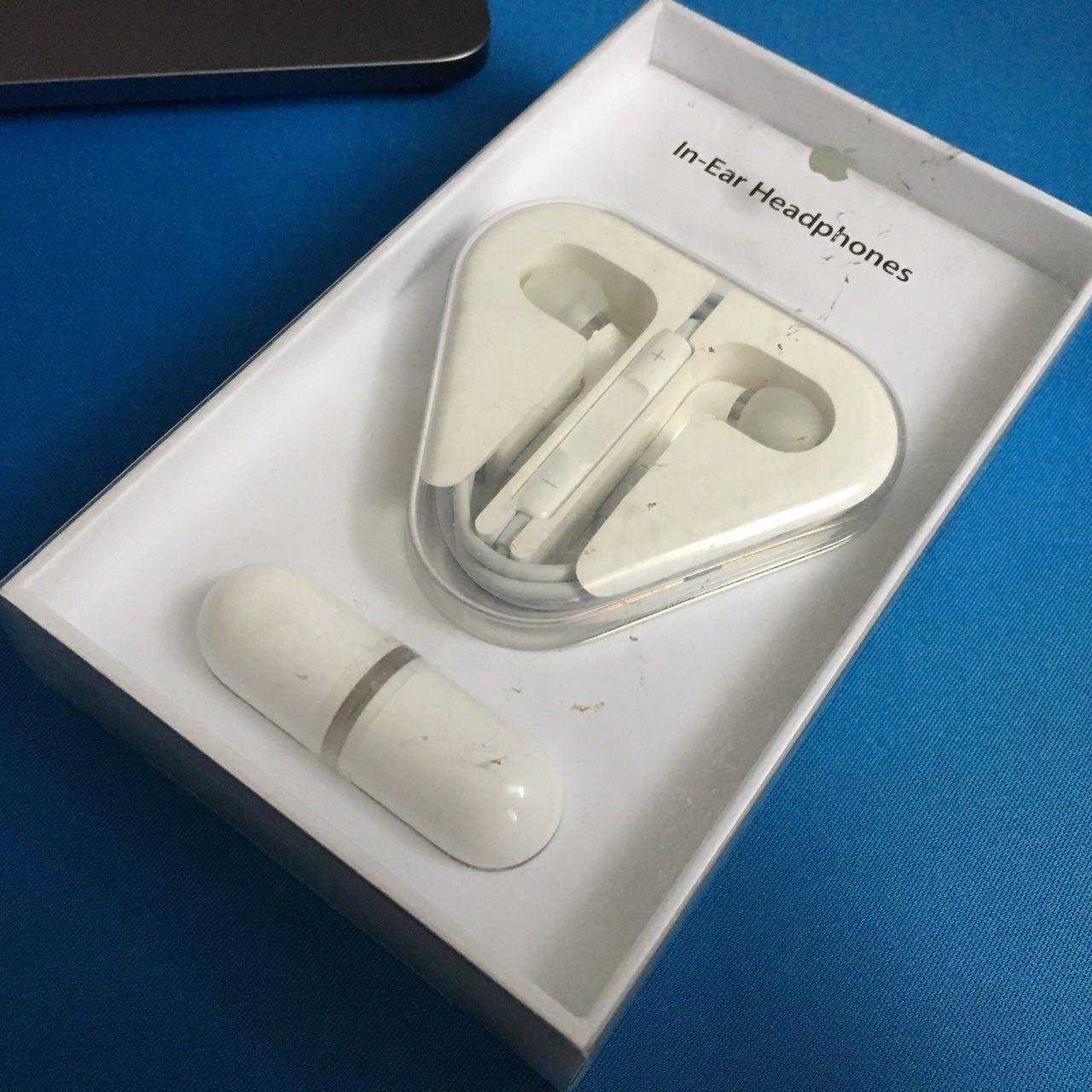 Apple EarPods ME186 auricolari in-ear con telecomando e microfono