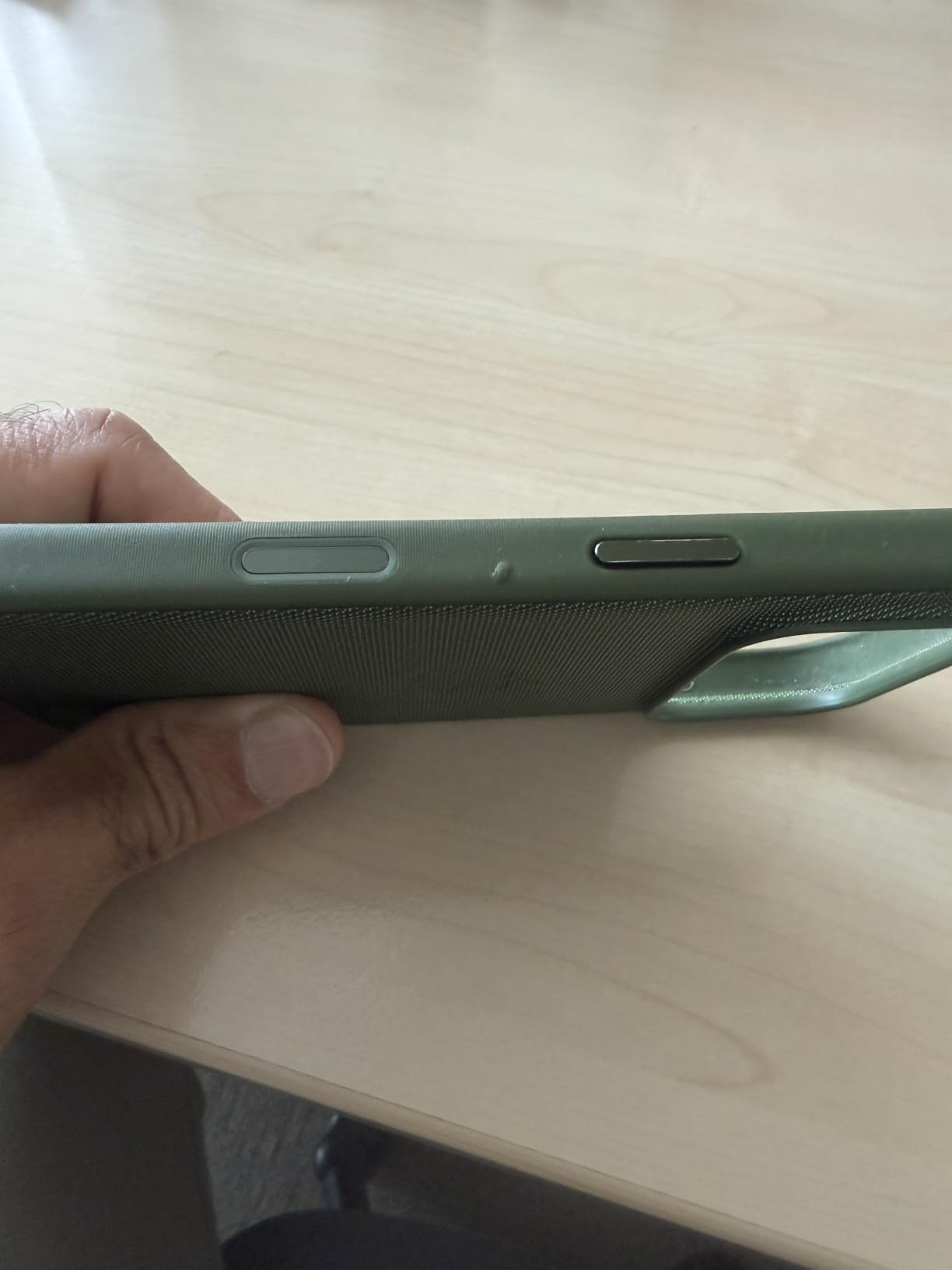 Apple TechWoven iPhone 17 Pro custodia MagSafe Terra di Siena