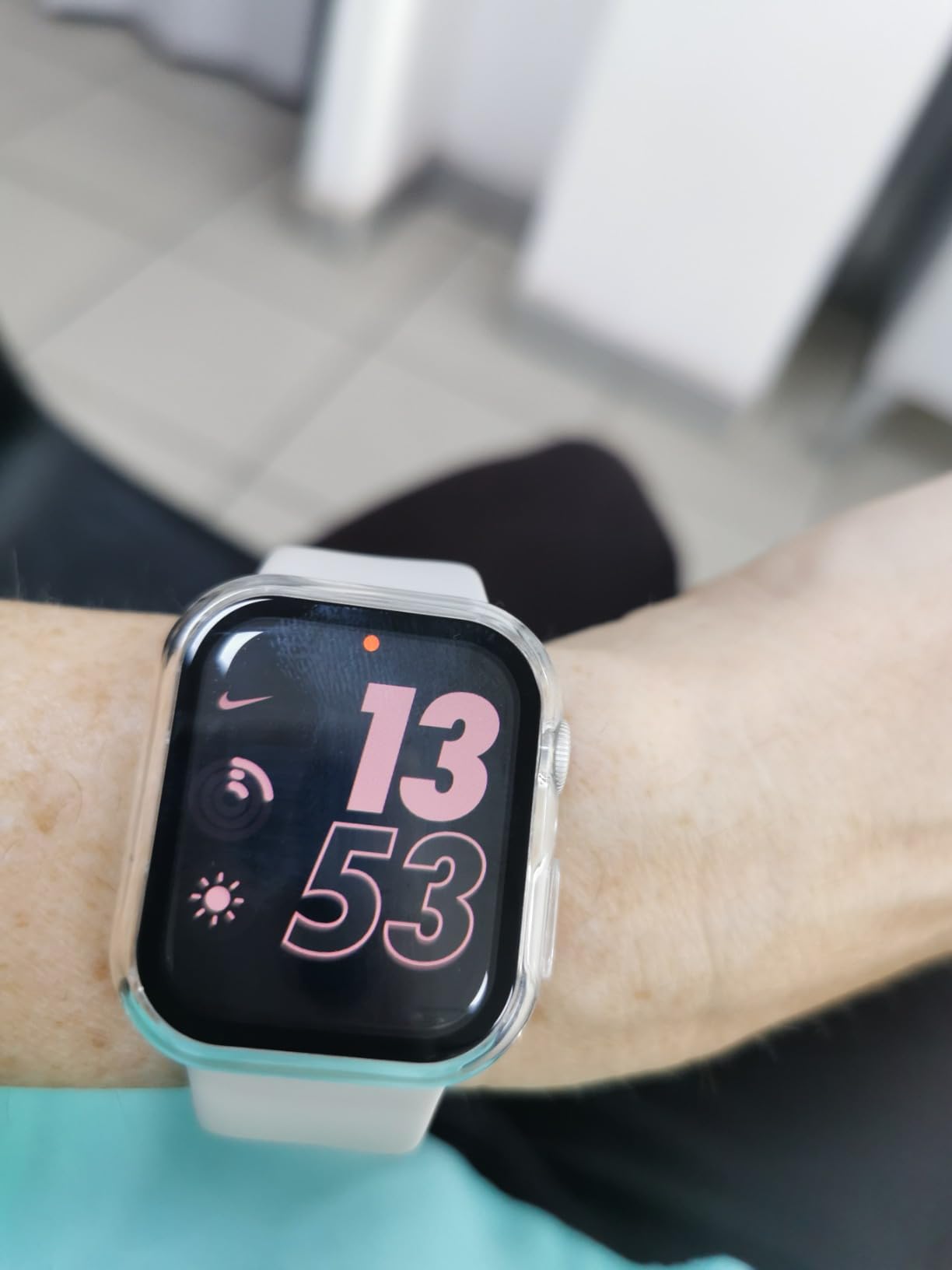 Apple Watch Series 9 45mm smartwatch GPS Cellular red