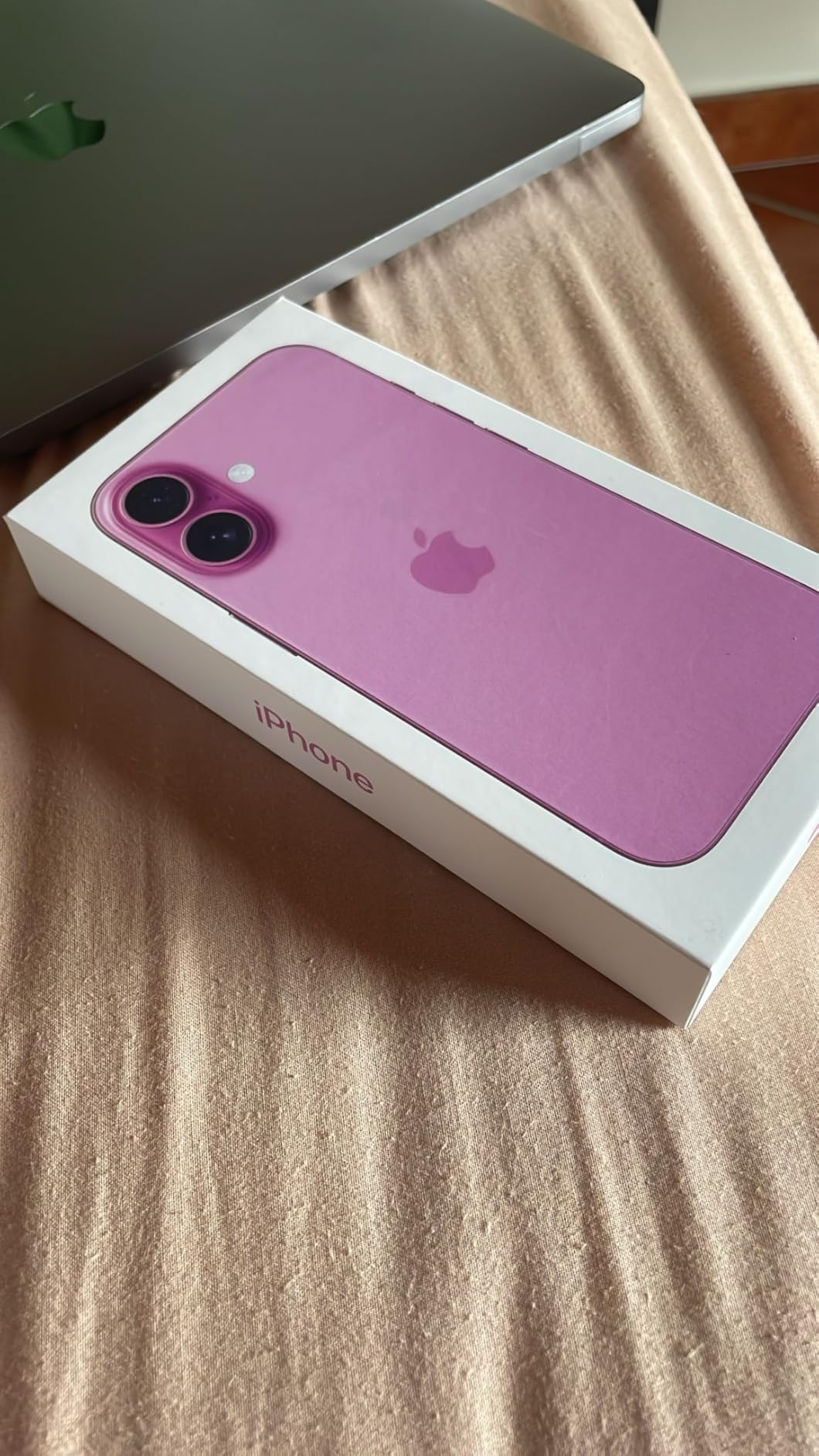 Apple iPhone 16 128 GB smartphone Azzurro senza custodia