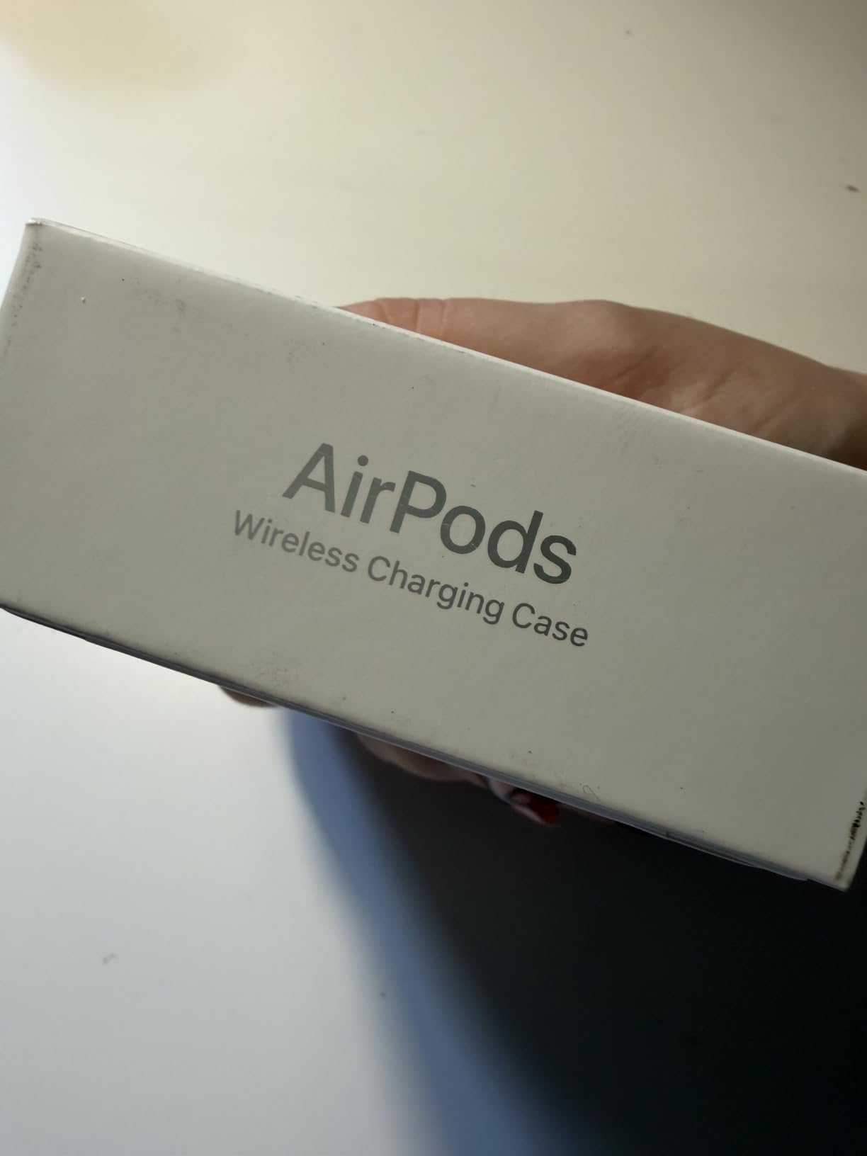 Apple AirPods 5 auricolari wireless con custodia wireless