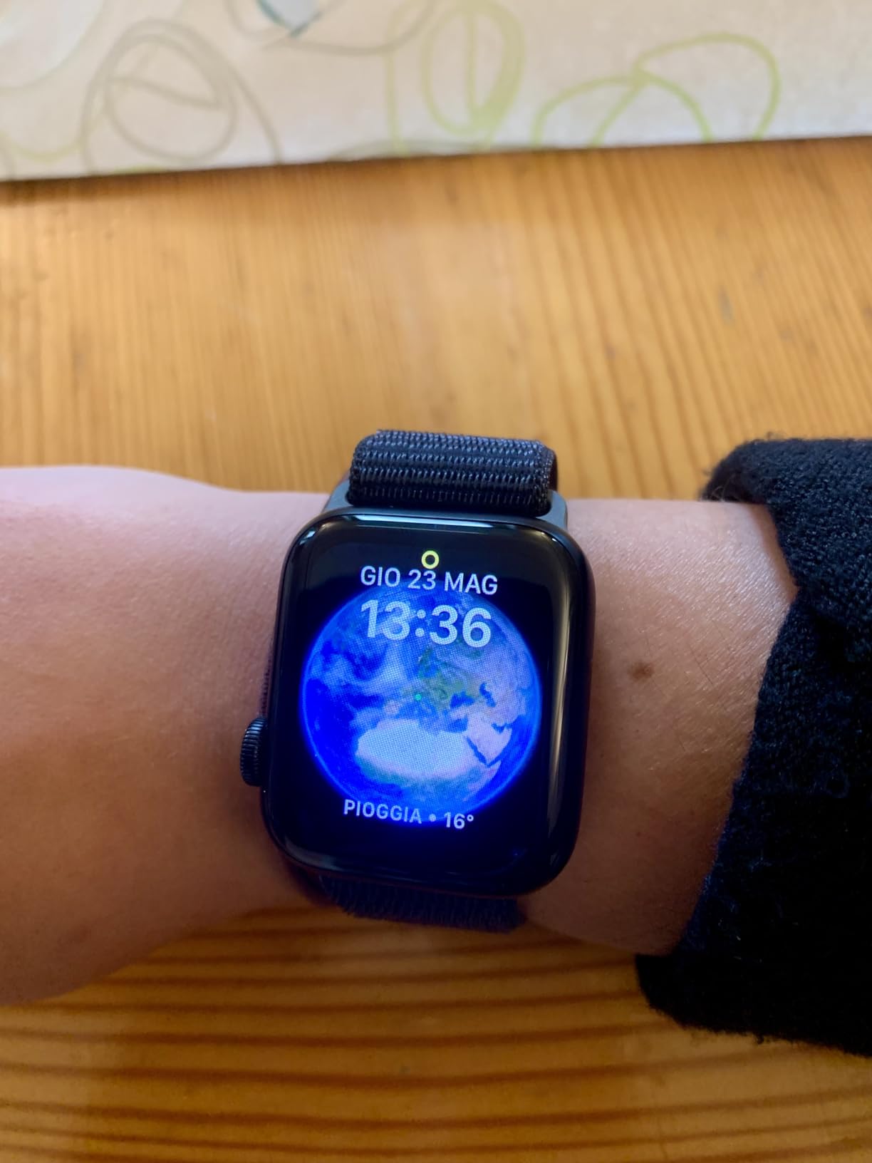 Apple Watch SE 2ª generazione GPS 40 mm smartwatch mezzanotte