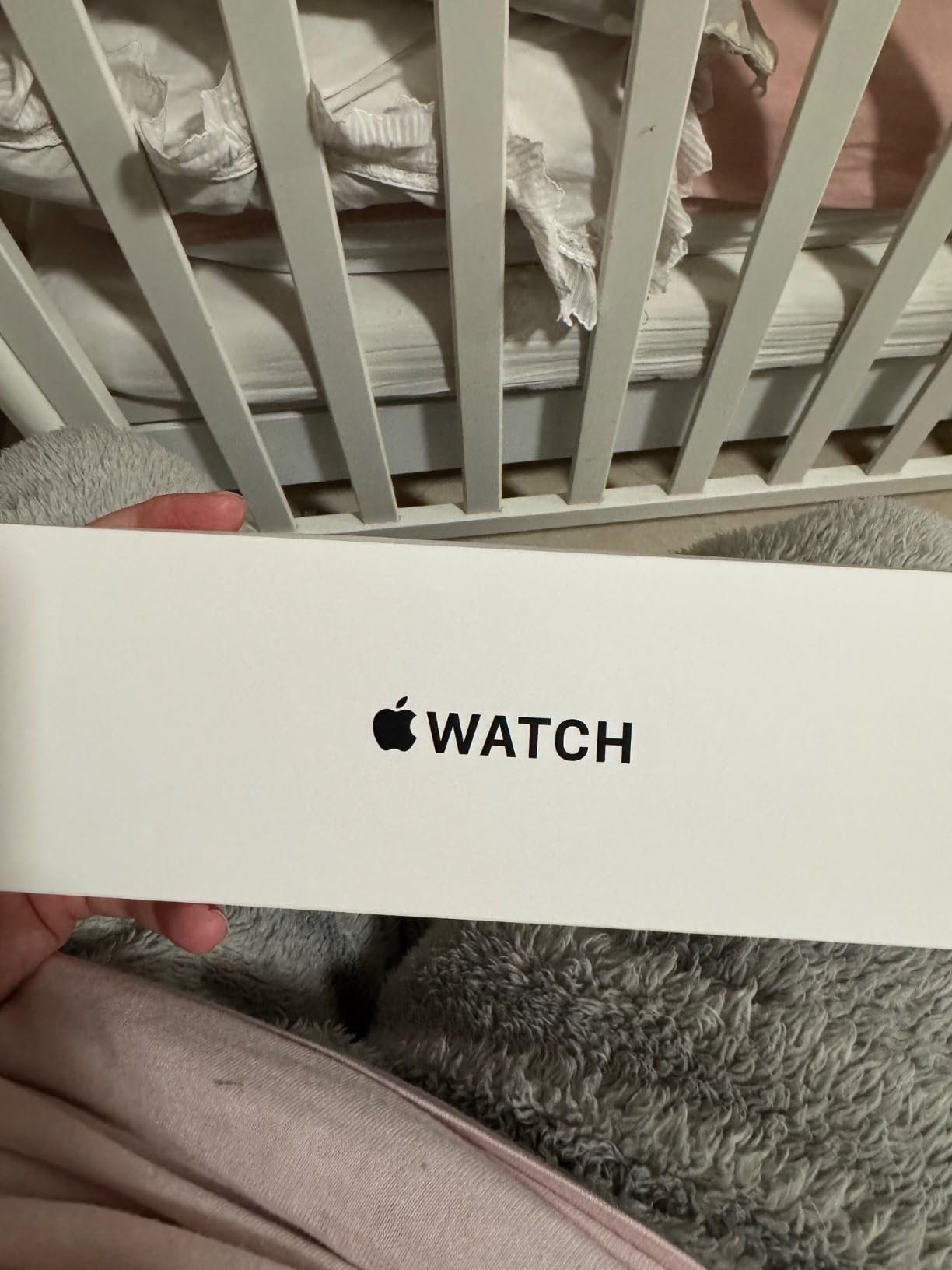 Apple Watch SE 2ª gen GPS 40mm smartwatch mezzanotte M/L