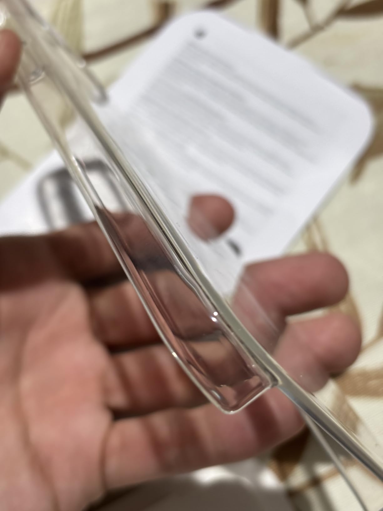 Apple custodia MagSafe trasparente iPhone 15 Plus anti ingiallimento