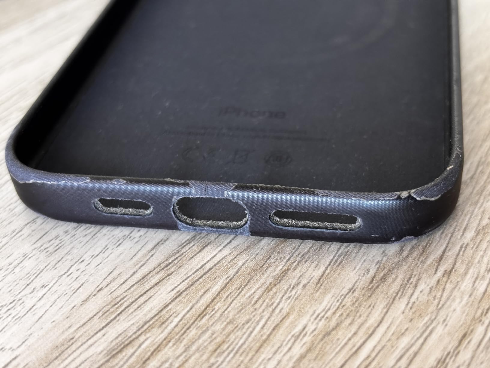 Apple FineWoven custodia iPhone 15 Plus MagSafe nera
