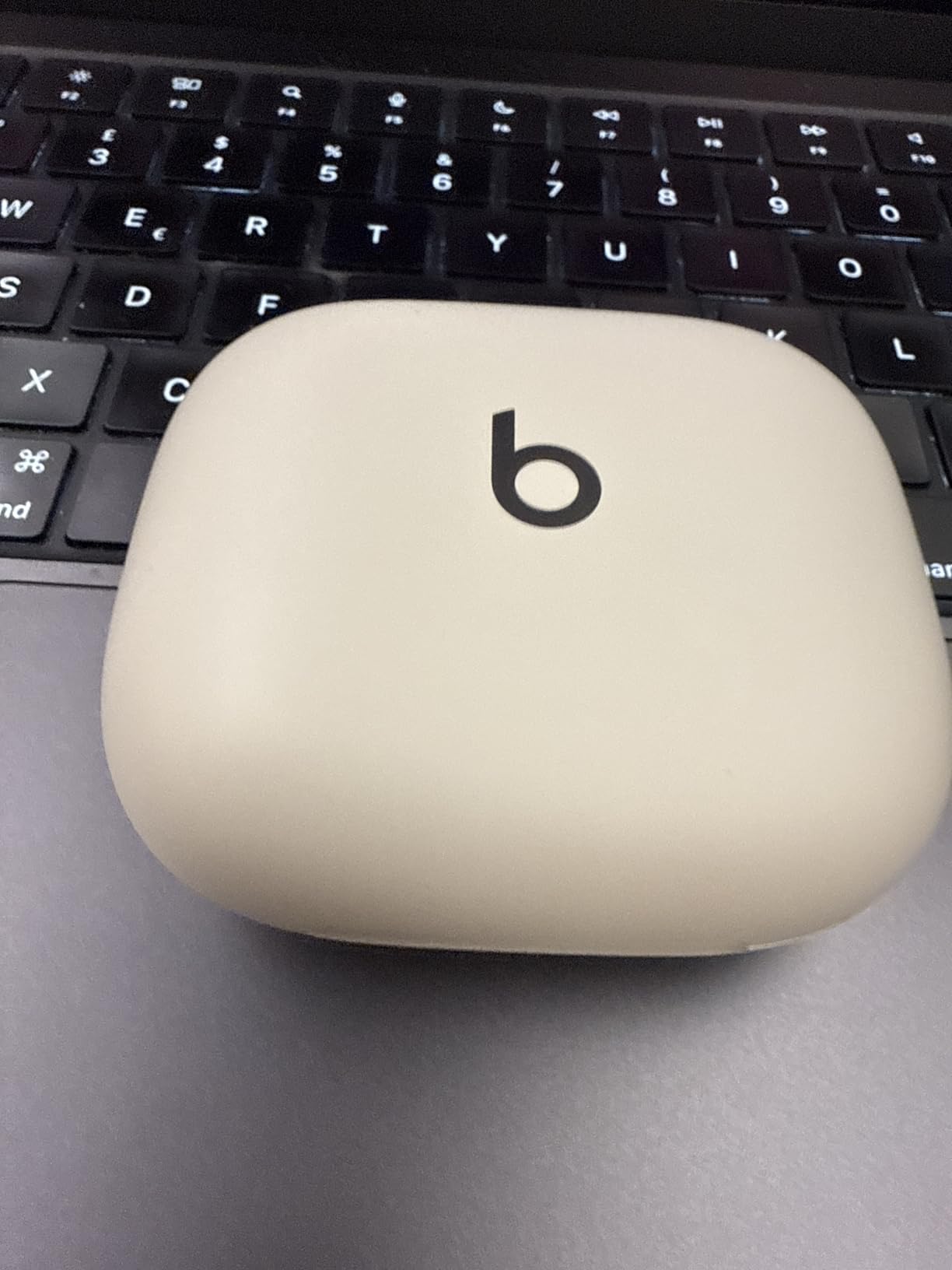 Beats Powerbeats Pro 2 auricolari arancione elettrico battito IPX4