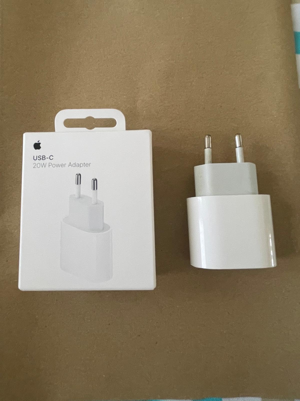 Apple USB-C 20W caricabatterie solo alimentatore