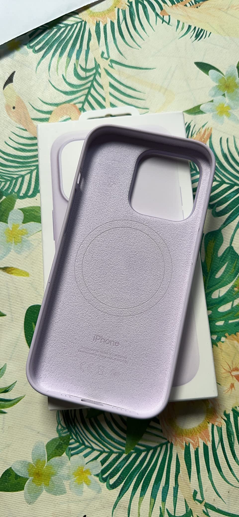 Apple iPhone 14 Pro custodia silicone giallo canarino MagSafe