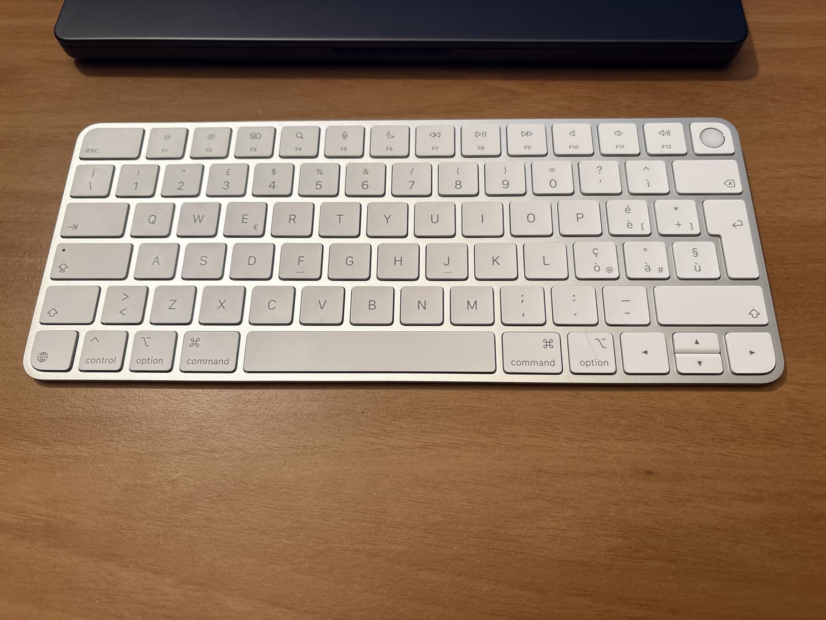 Apple Magic Keyboard Touch ID tastiera italiano USB-C