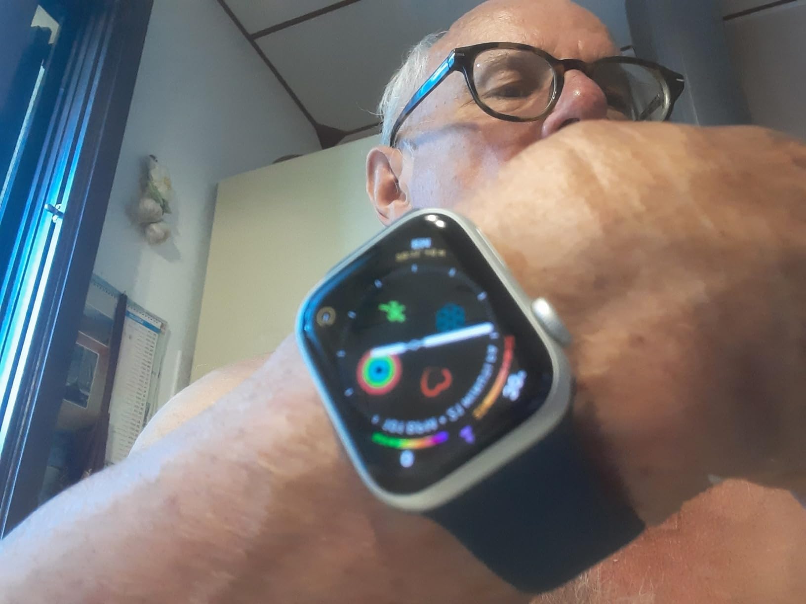 Apple Watch Series 9 GPS 41 mm smartwatch mezzanotte