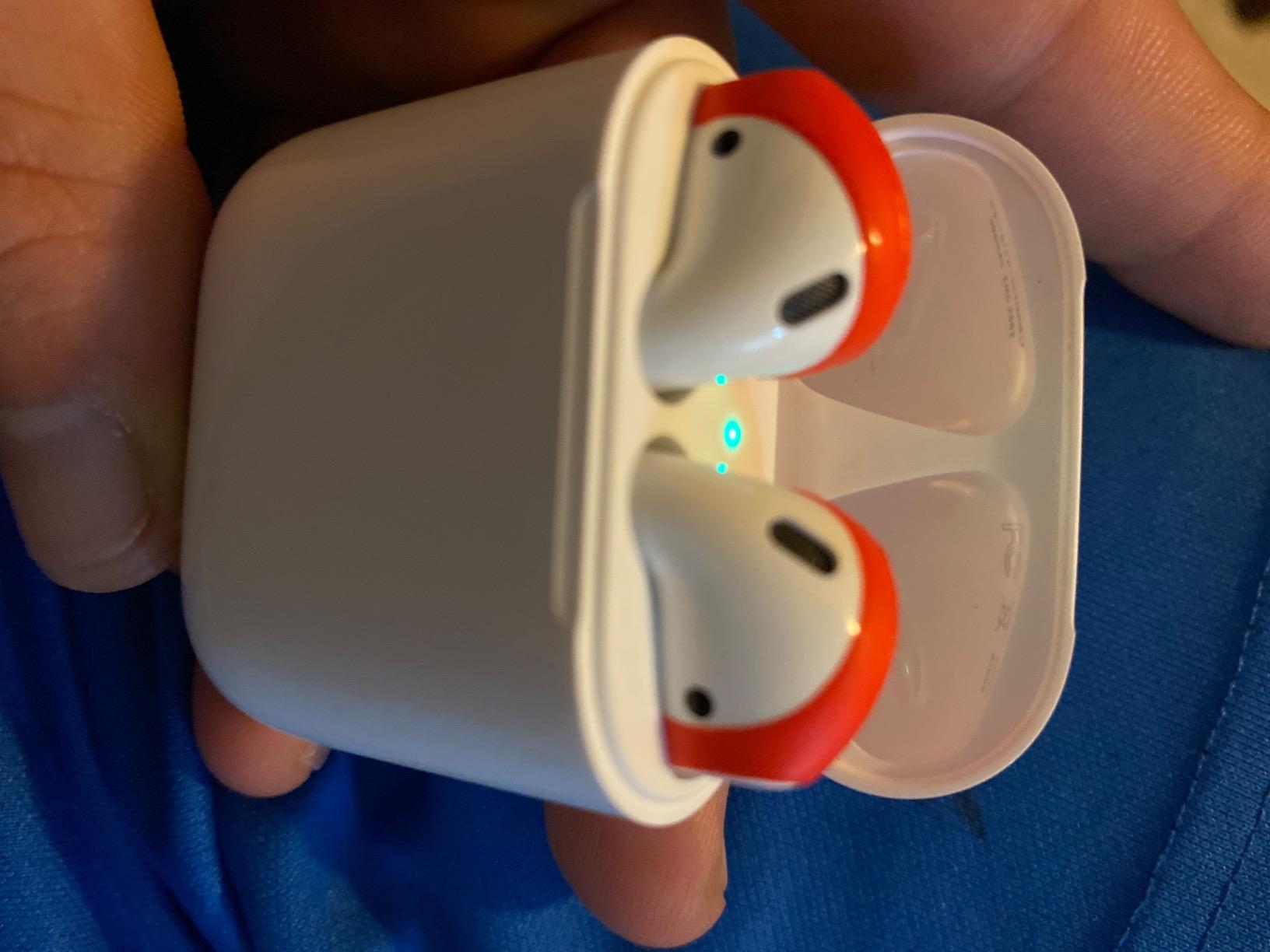 Apple custodia ricarica wireless per AirPods con Lightning