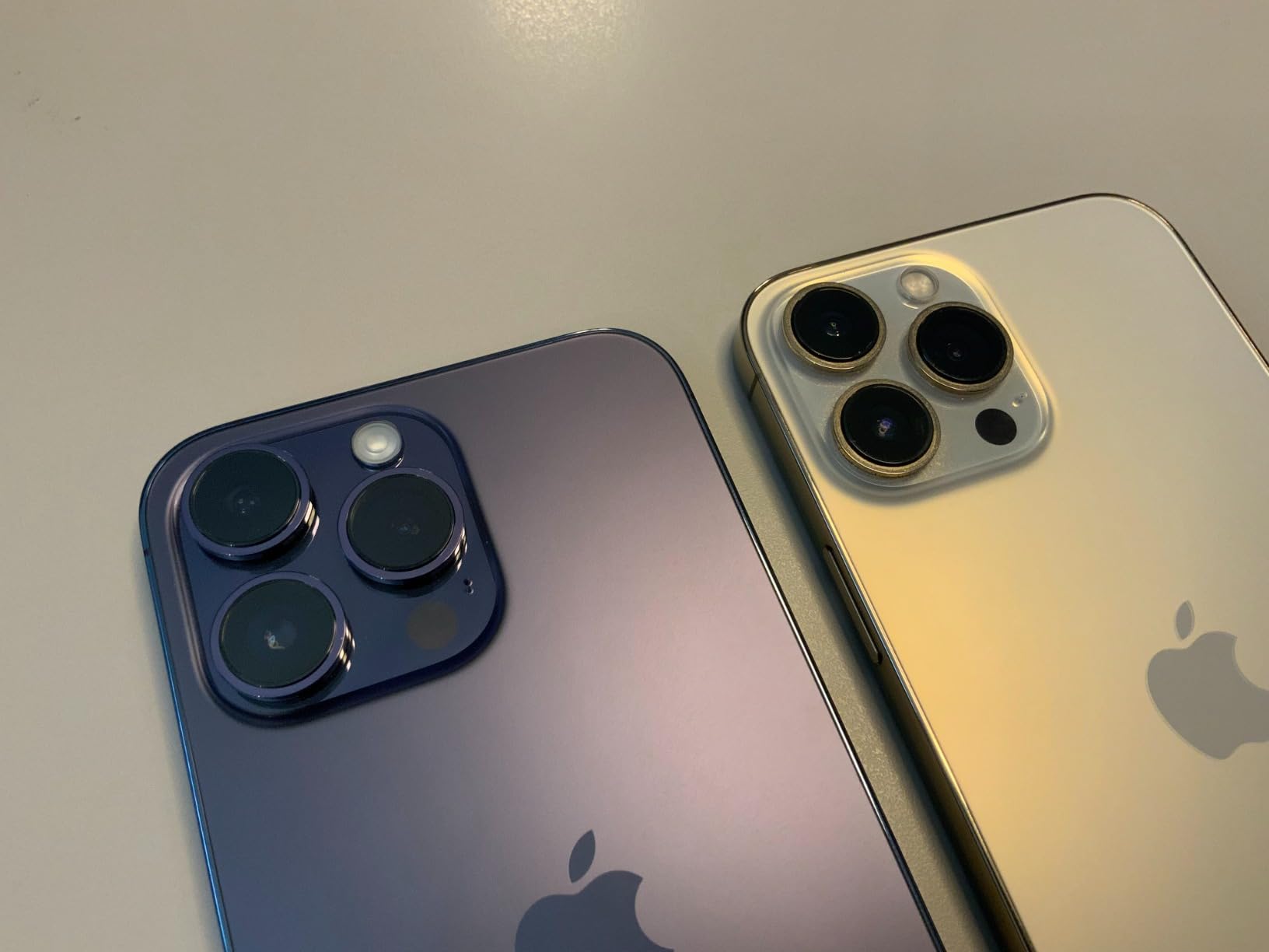 Apple iPhone 14 Pro Max smartphone 256 GB viola scuro 48MP