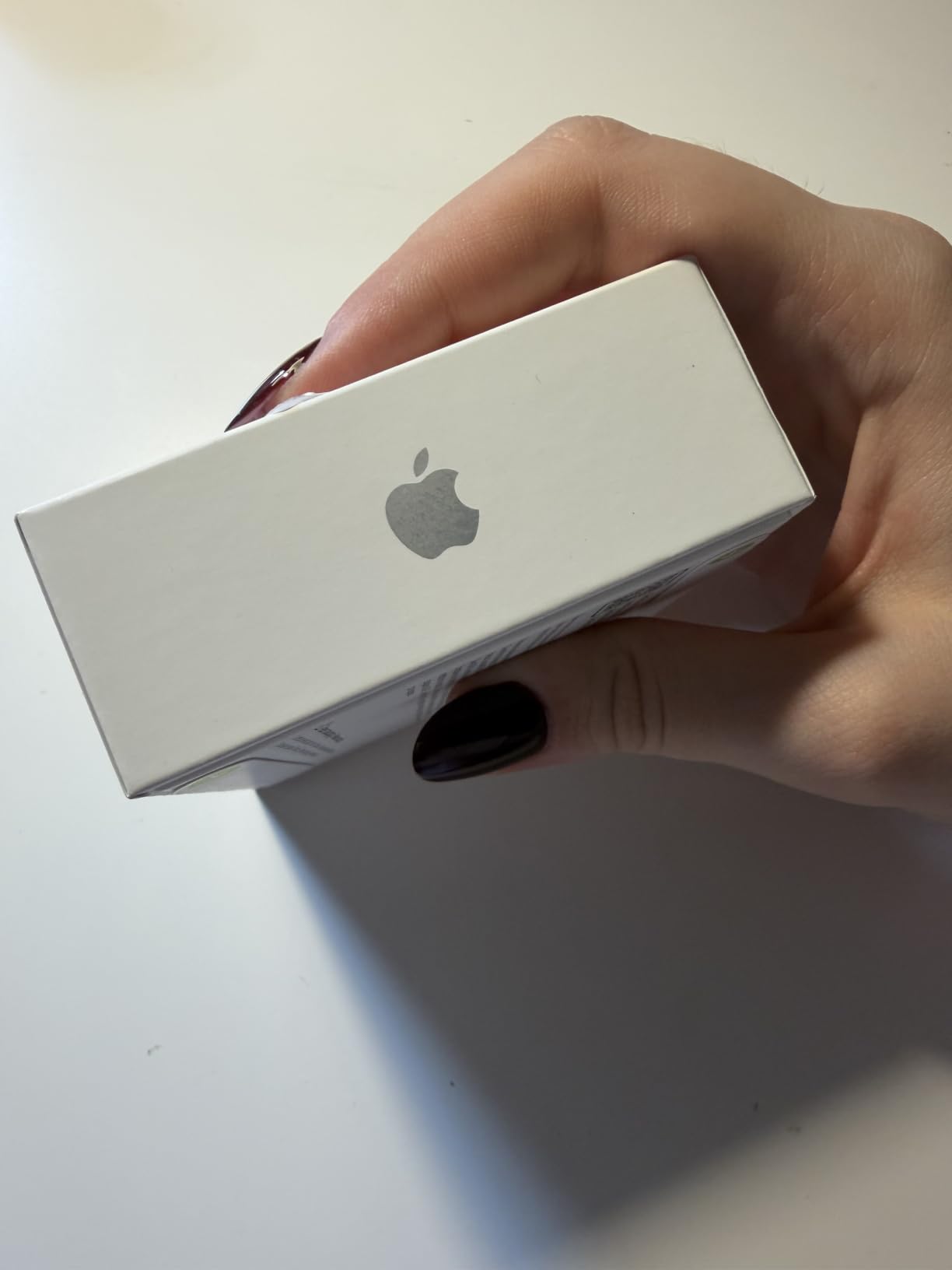 Apple AirPods 5 auricolari wireless con custodia wireless