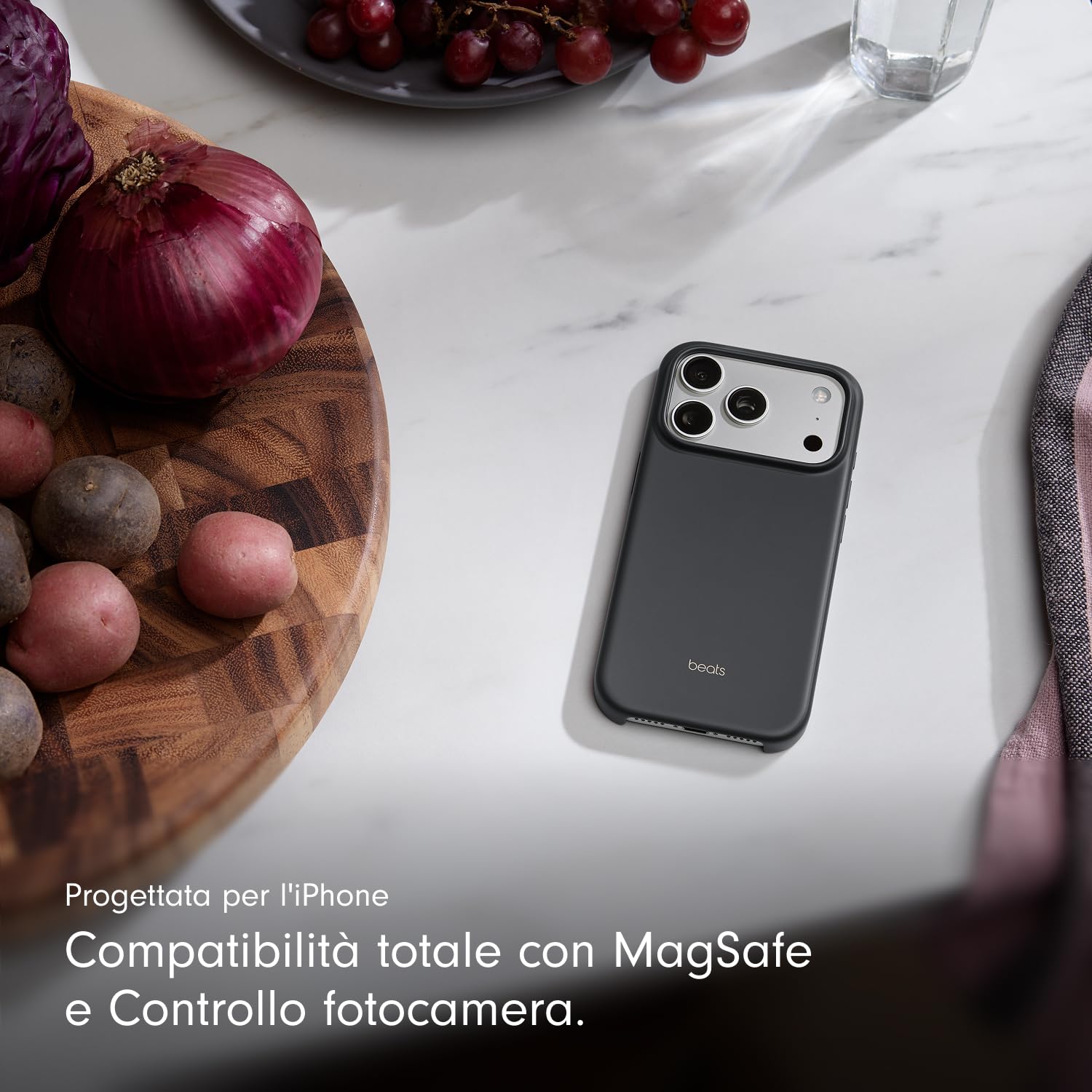 Beats iPhone 17 Pro custodia MagSafe controllo fotocamera grigio granito