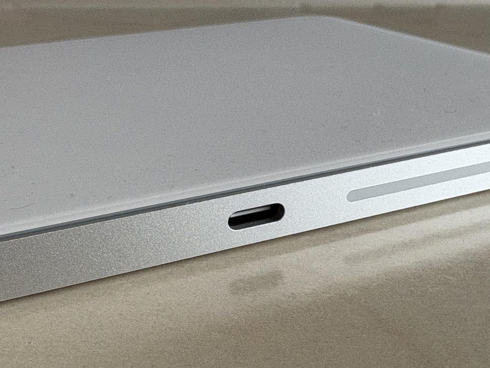 Apple Magic Trackpad Multi-Touch Superficie Bianca wireless