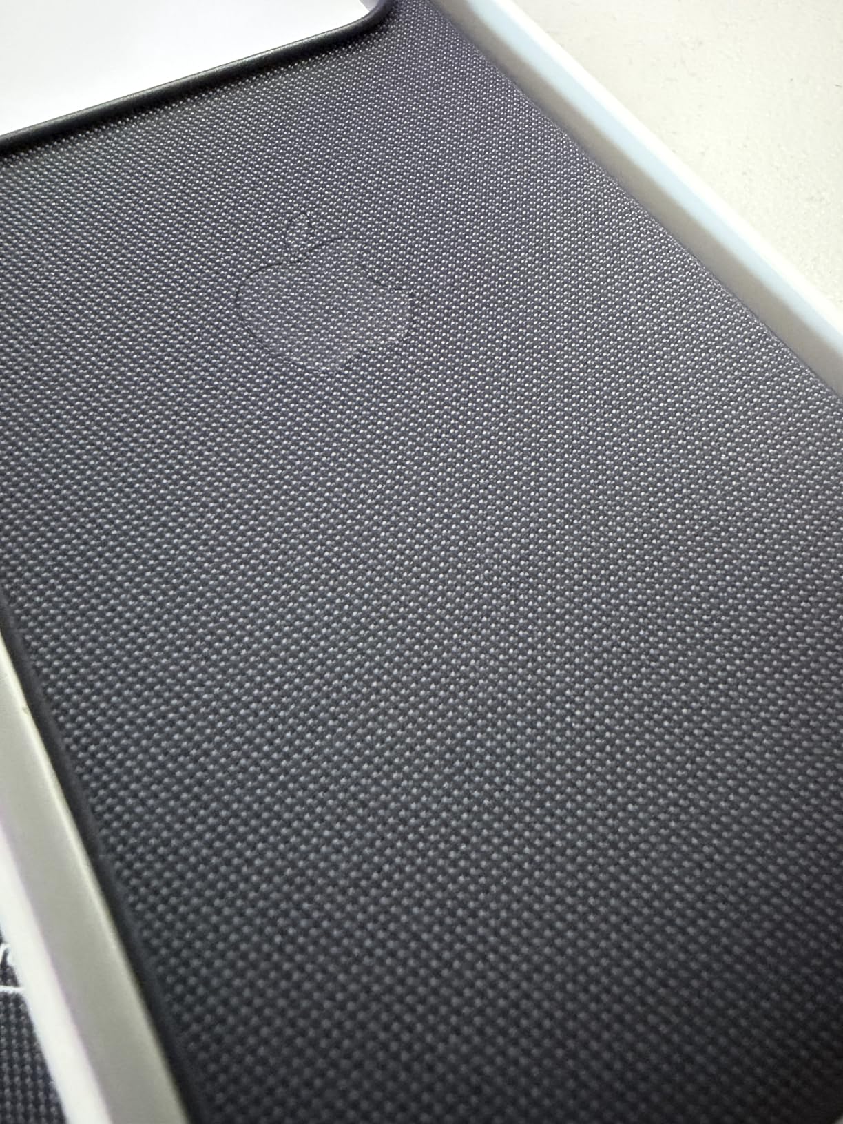 Apple TechWoven iPhone 17 Pro custodia MagSafe Terra di Siena
