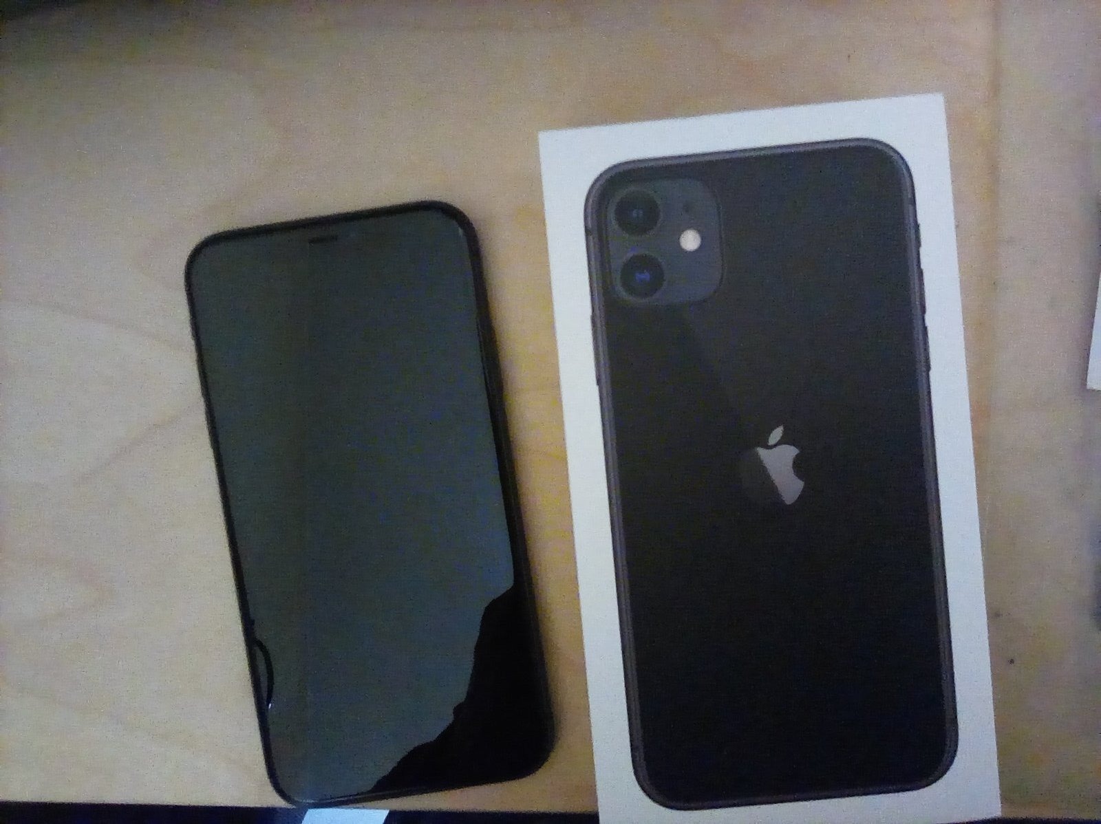 Apple iPhone 11 128GB smartphone bianco 6,1 pollici