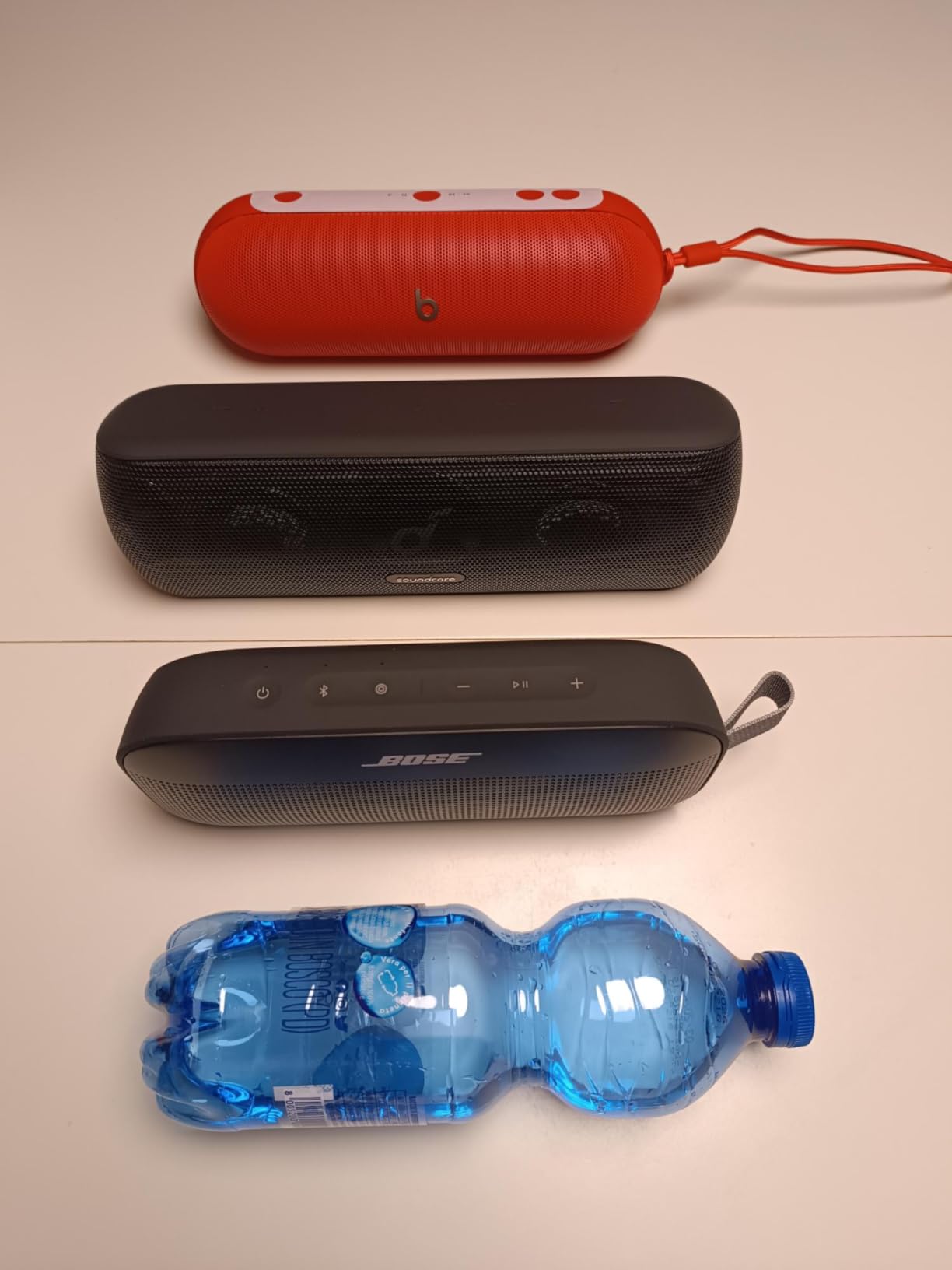Beats Pill altoparlante bluetooth nero opaco IP67