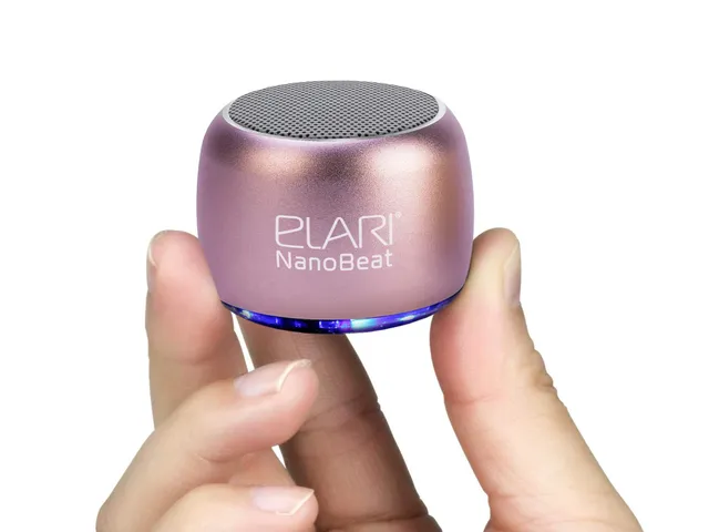 Elari NanoBeat speaker bluetooth 3W rosa tascabile