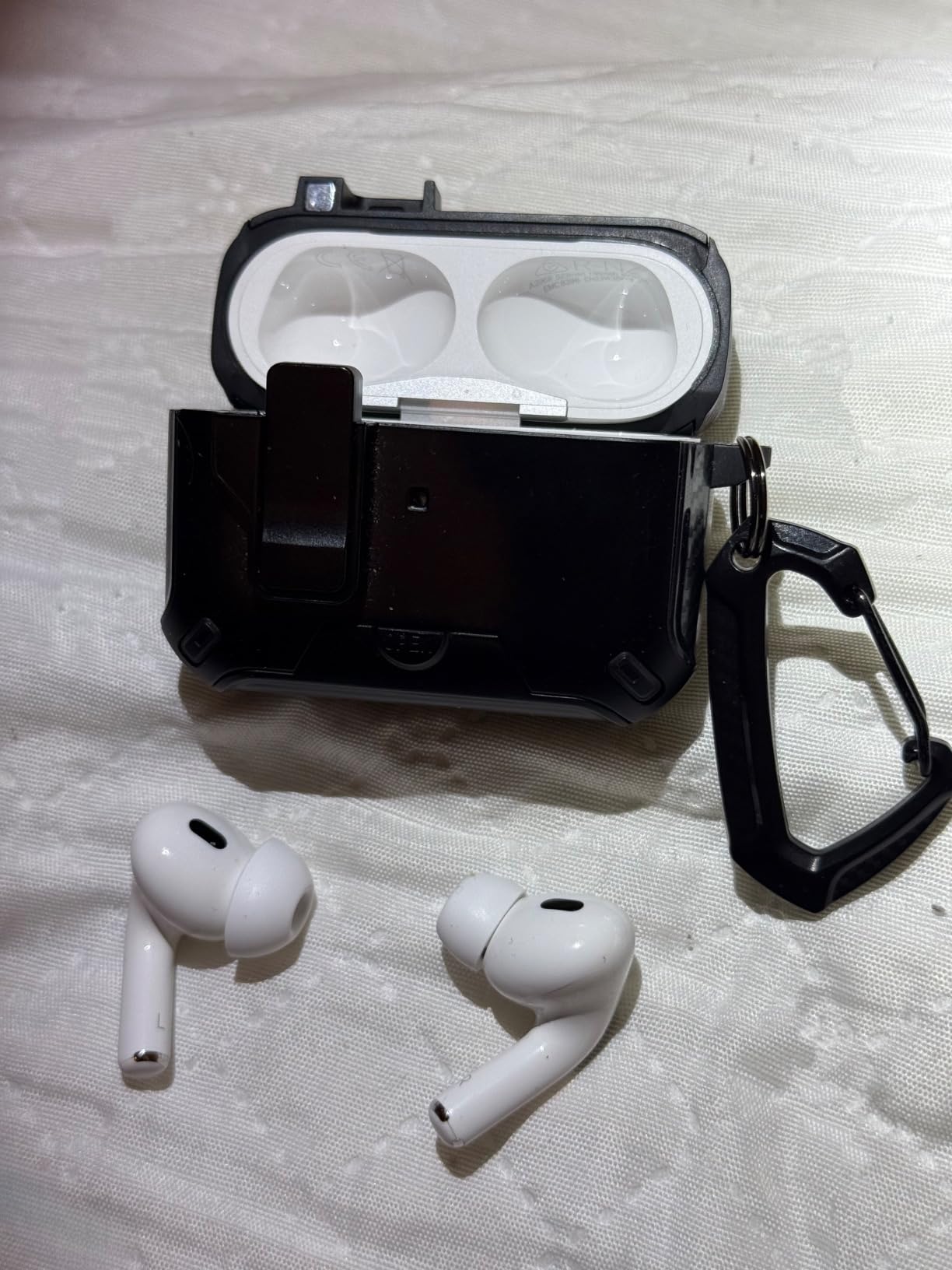 Apple AirPods Pro 2 auricolari bluetooth USB-C cancellazione