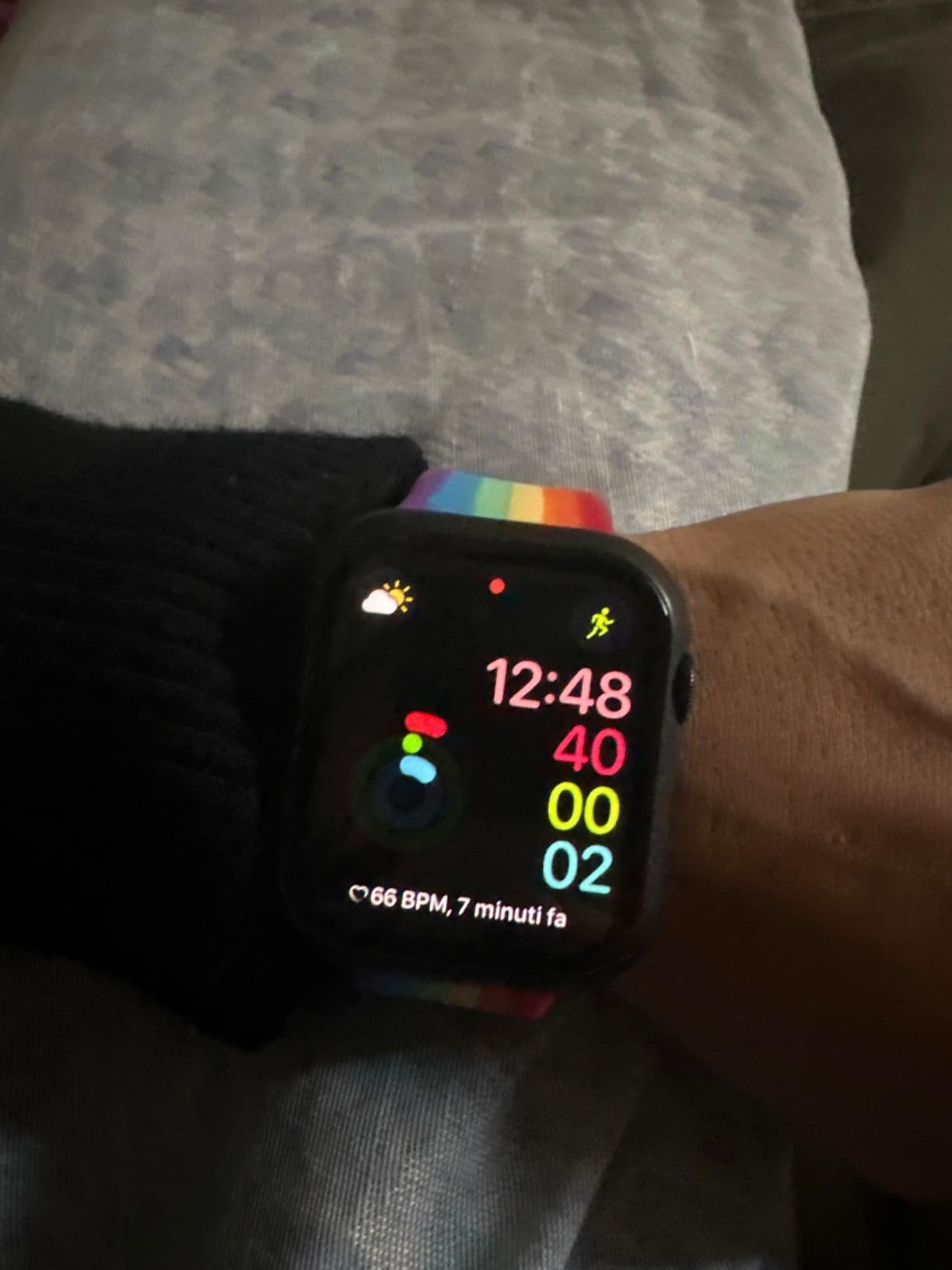 Apple Watch SE 44mm smartwatch GPS Cellular argento sonno