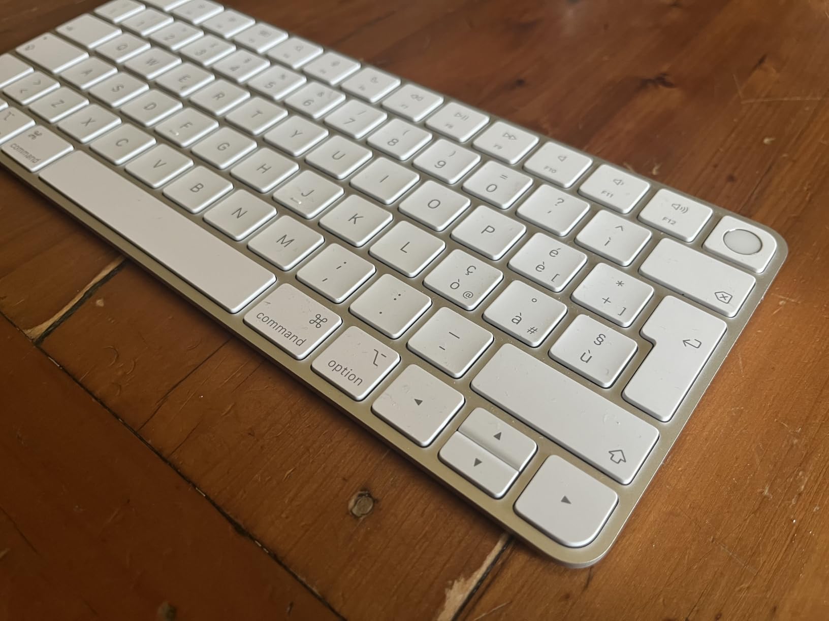 Apple Magic Keyboard Touch ID tastiera italiano USB-C