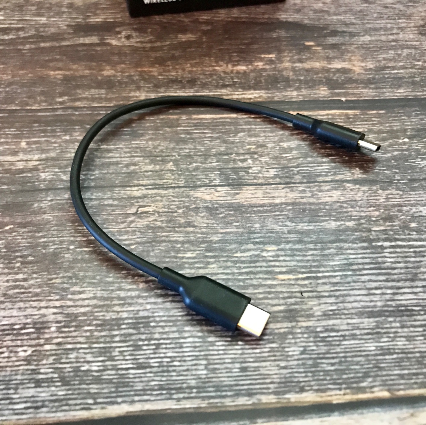 Beats Flex auricolari wireless nero 12 ore bluetooth