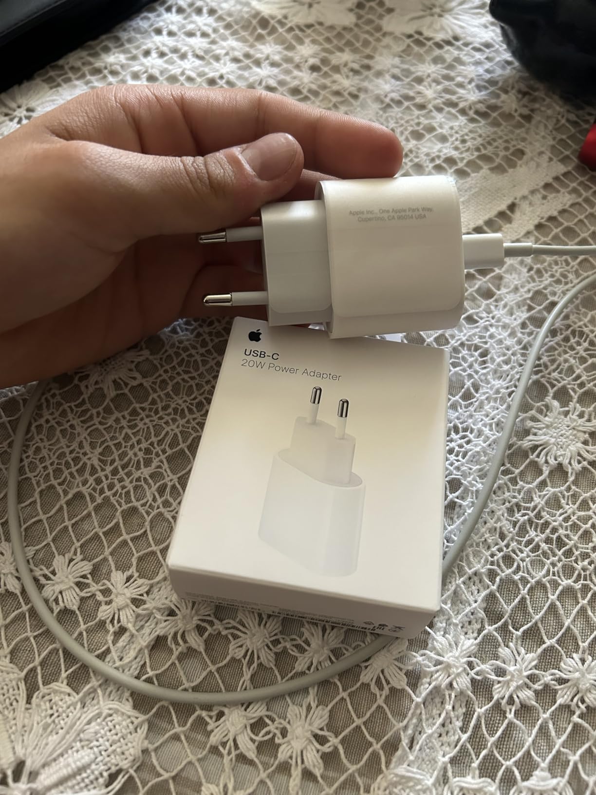 Apple USB-C 20W caricabatterie solo alimentatore
