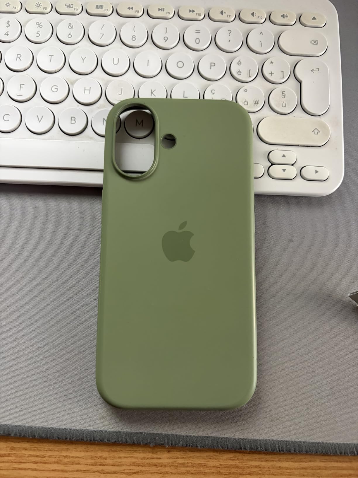 Apple Custodia MagSafe silicone per iPhone 17 Giallo neon