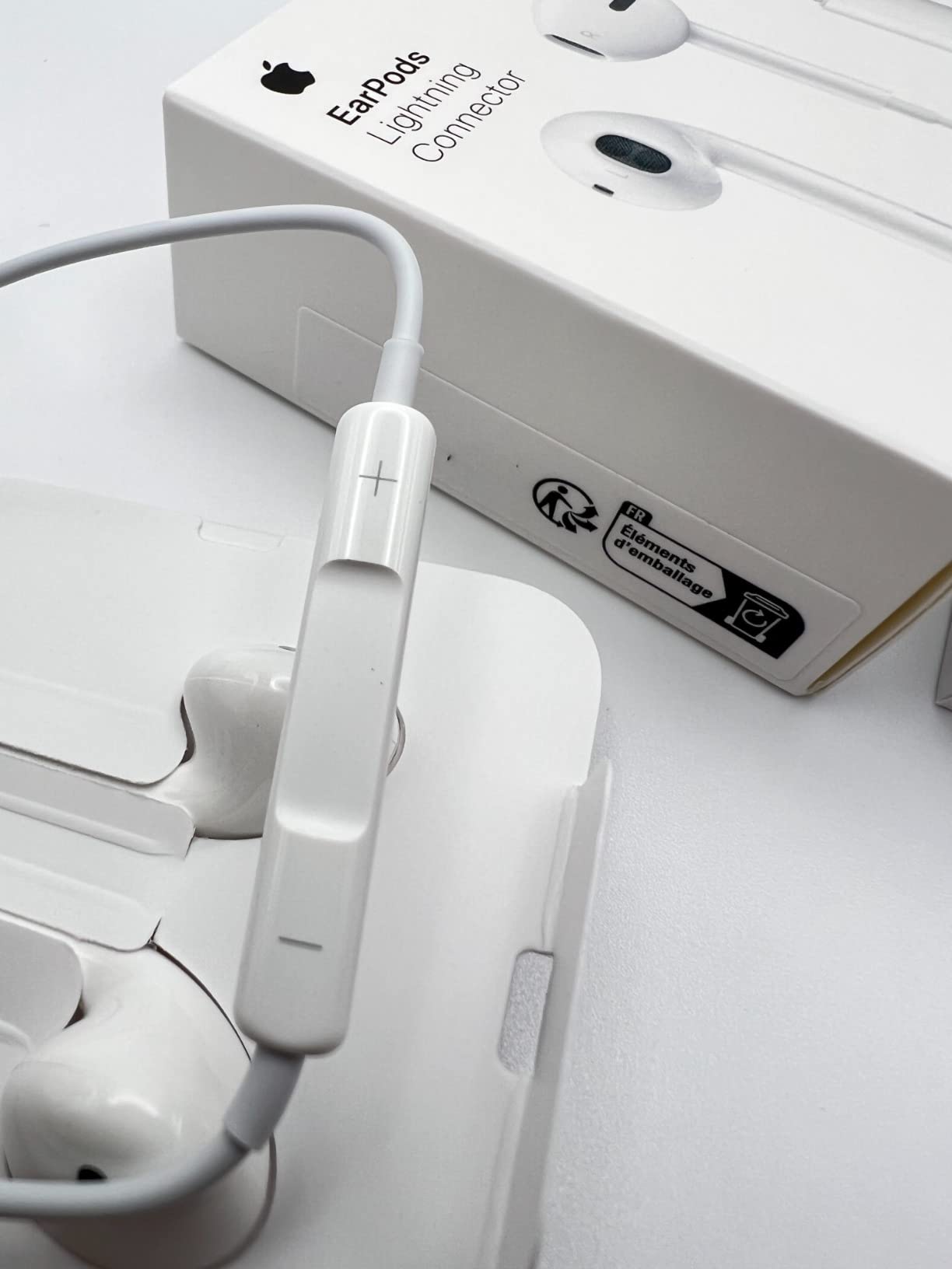 Apple EarPods Auricolari Lightning con Telecomando
