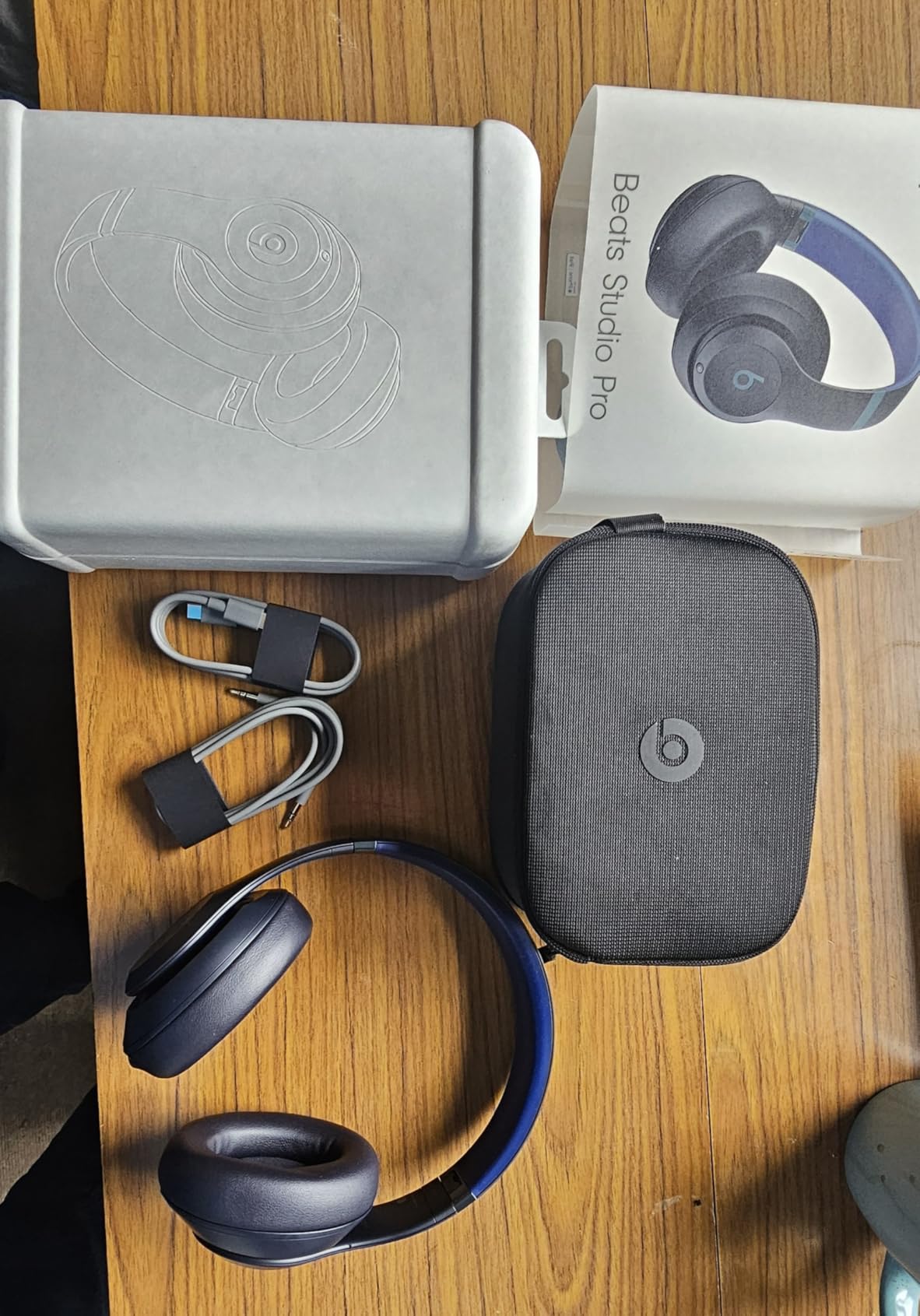 Beats Studio Pro cuffie bluetooth ghiaia cancellazione rumore