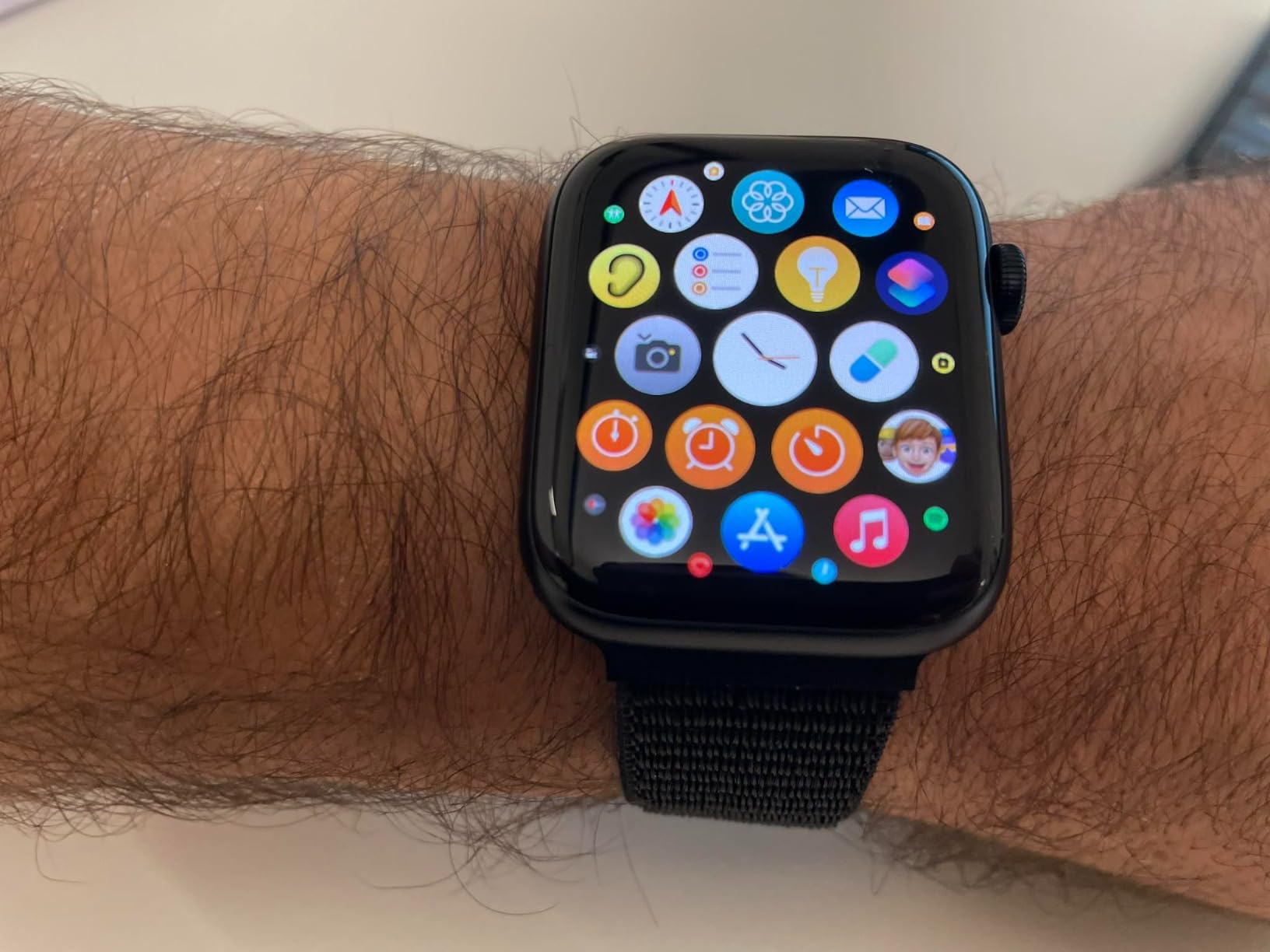 Apple Watch SE 2ª gen GPS 44mm smartwatch mezzanotte