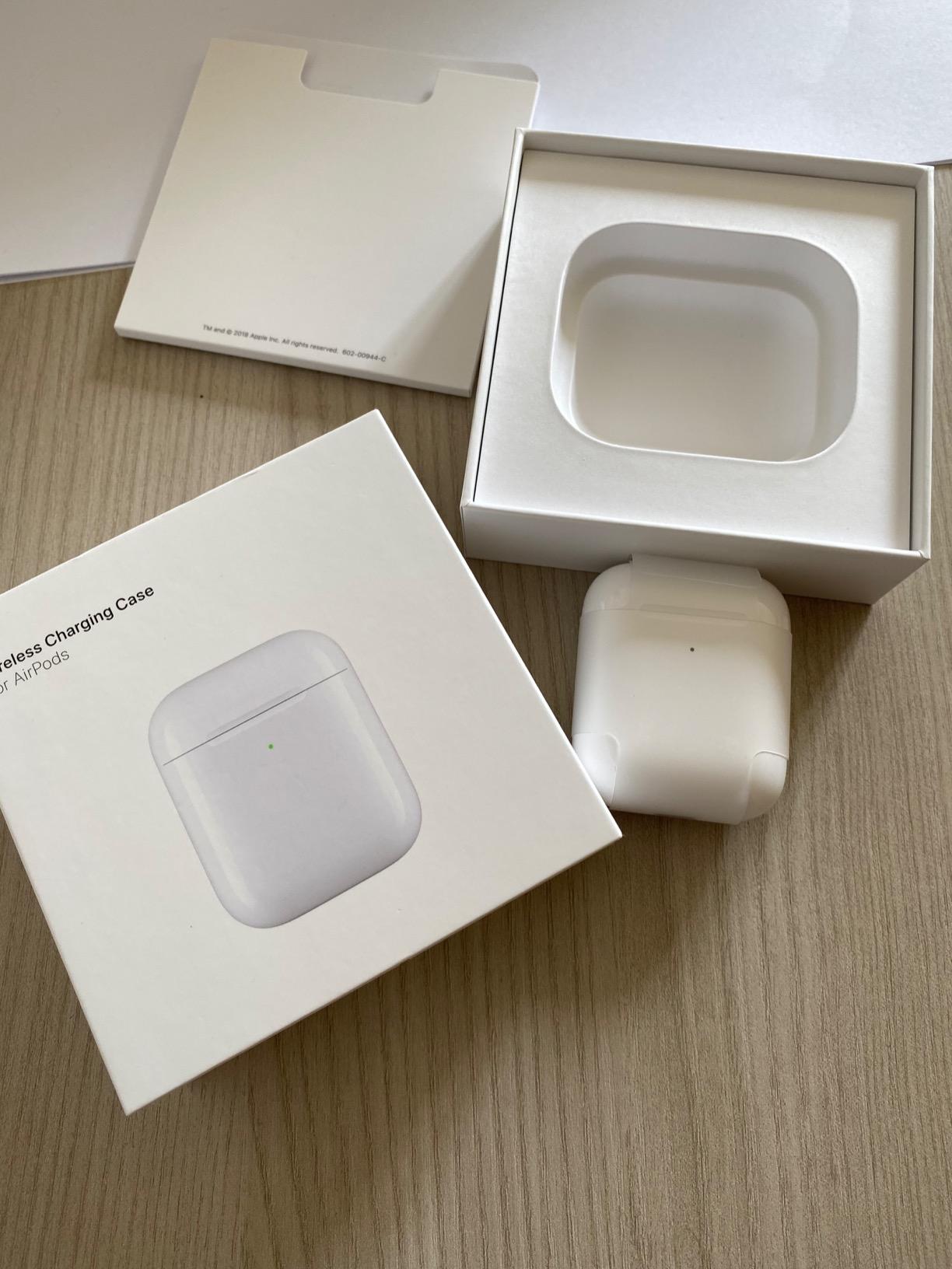 Apple custodia ricarica wireless per AirPods con Lightning
