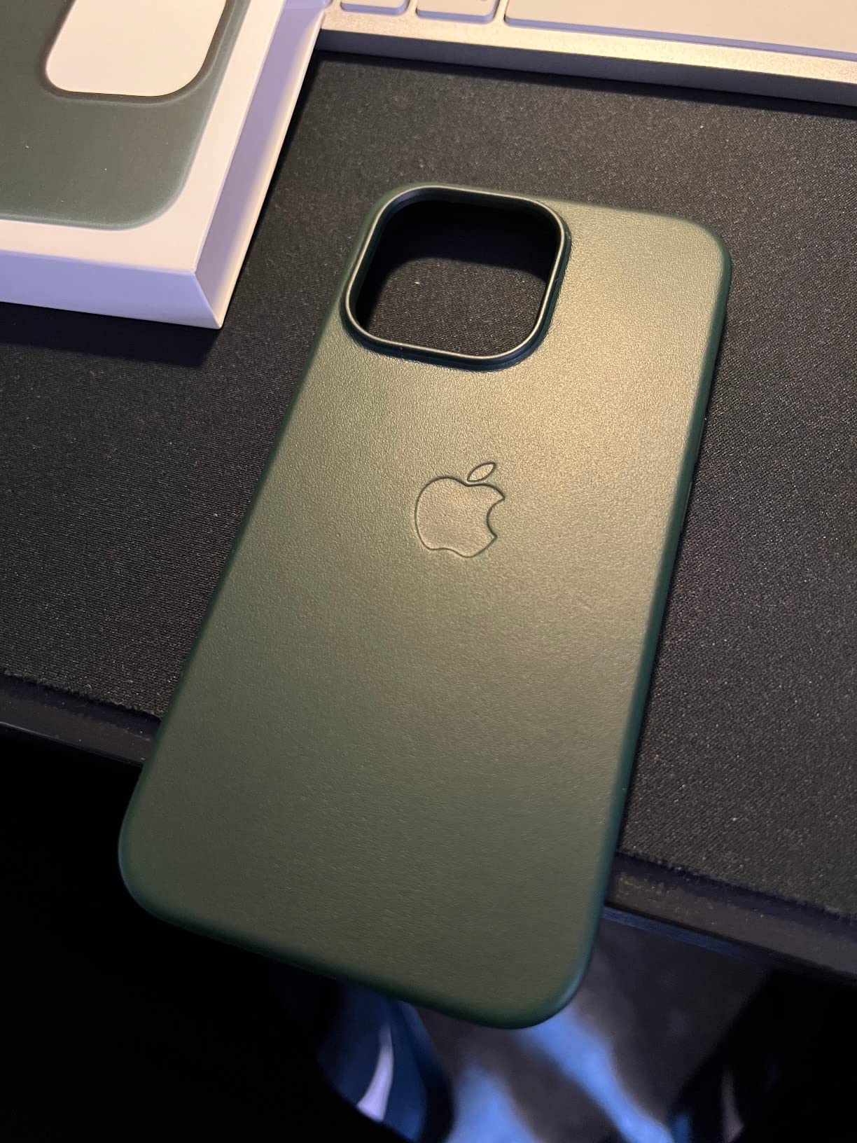 Apple iPhone 13 Pro custodia in pelle Ciliegia Scuro MagSafe