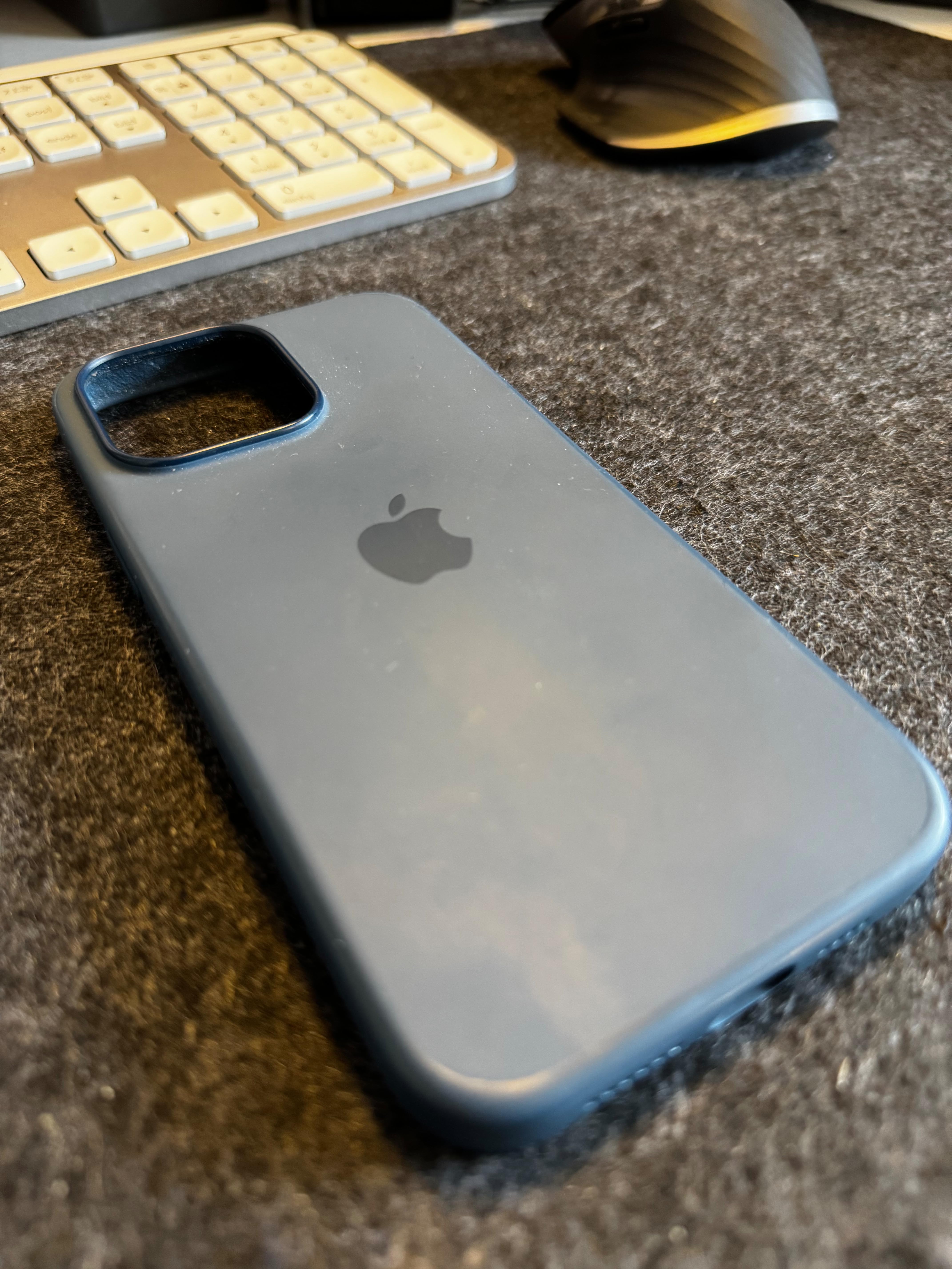 Apple iPhone 15 Pro Max custodia trasparente MagSafe