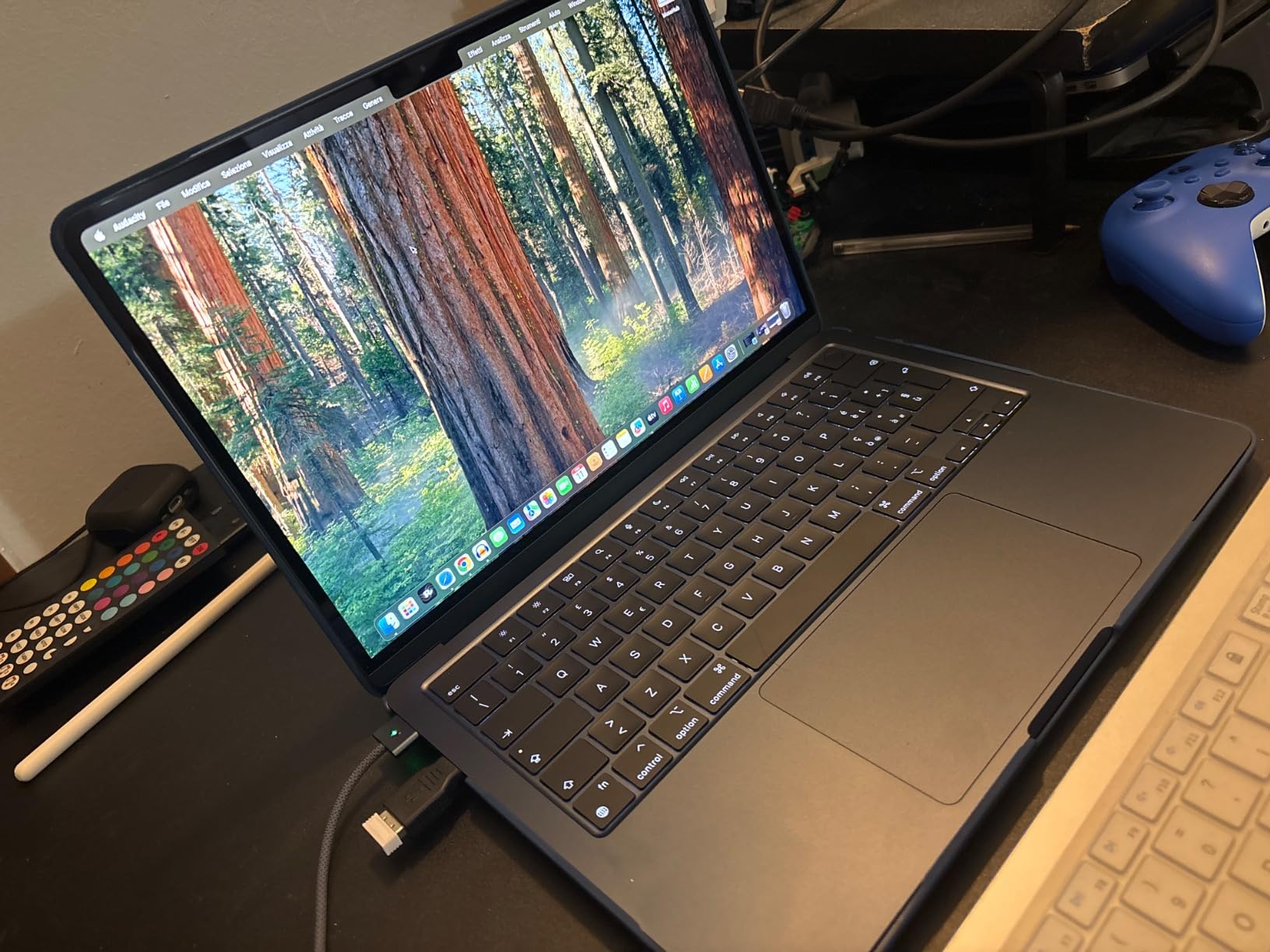 Apple MacBook Air 13,6" portatile M2 16GB 256GB galassia