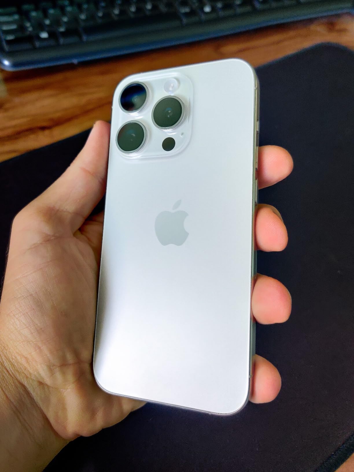 Apple iPhone 15 Pro 128 GB smartphone Titanio Bianco