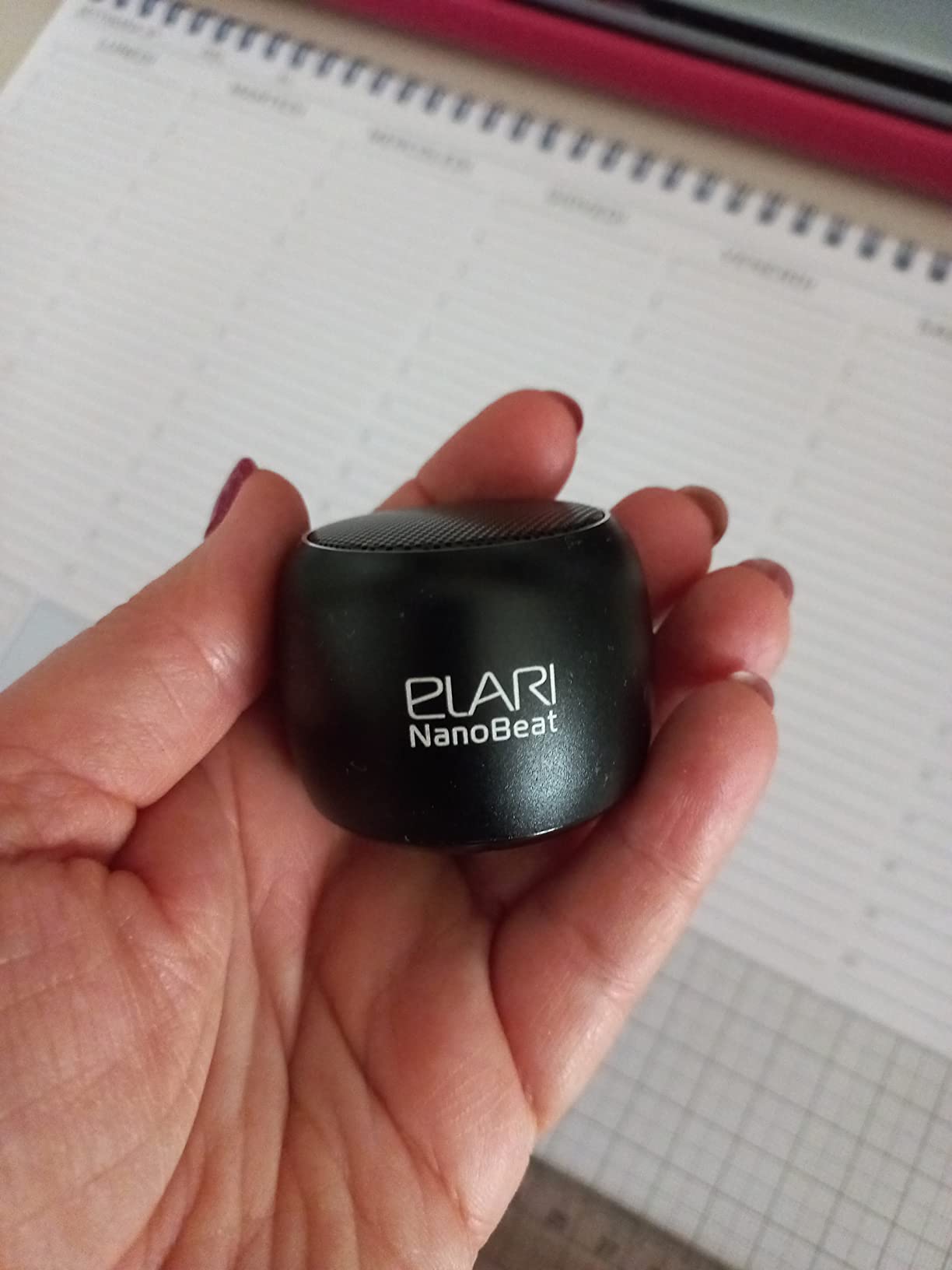 Elari NanoBeat altoparlante bluetooth nero con microfono stereo